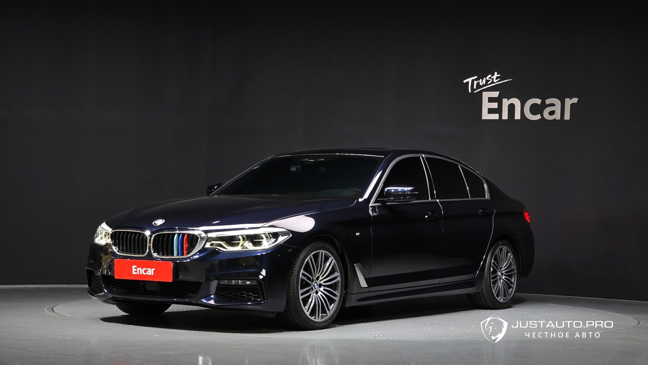 Автомобиль BMW 5-Series