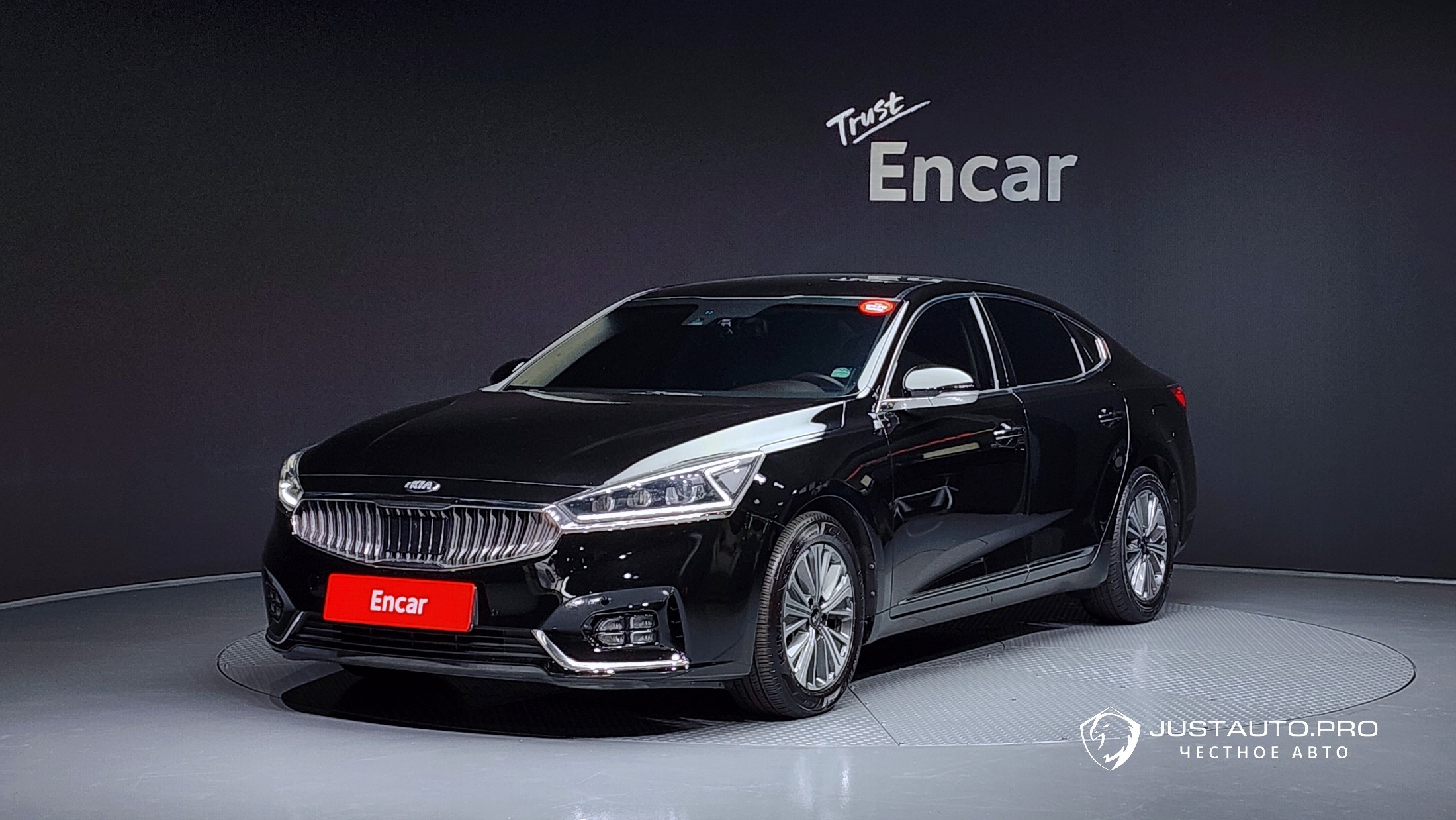 Автомобиль Kia K7