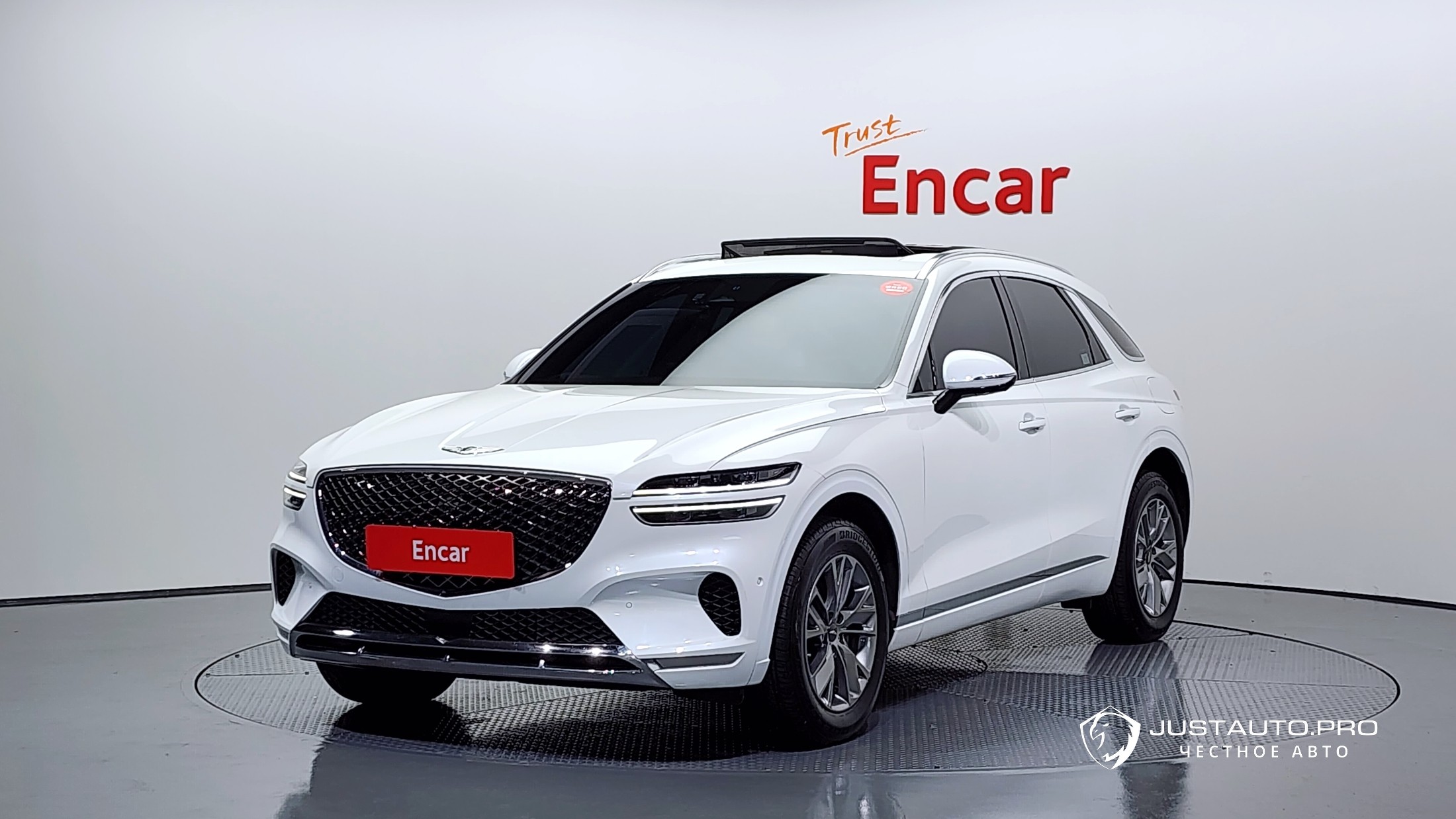 Автомобиль Genesis GV70