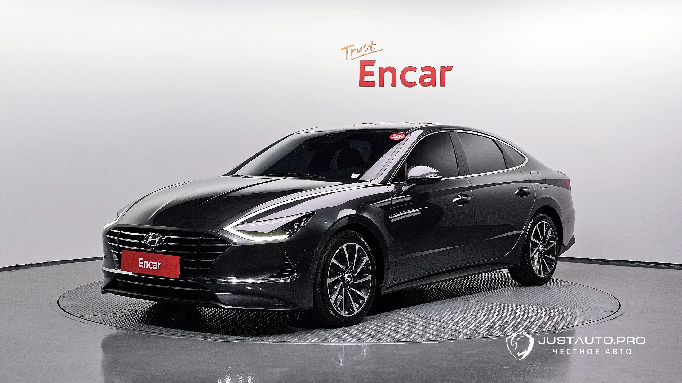 Автомобиль Hyundai Sonata