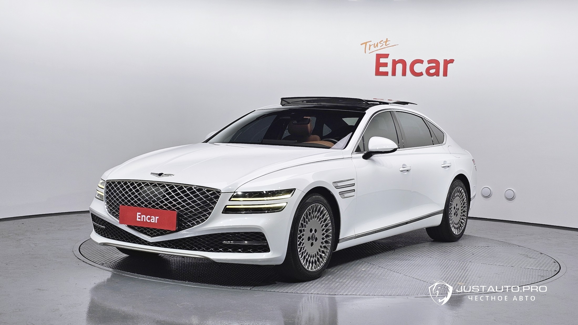 Автомобиль Genesis G80