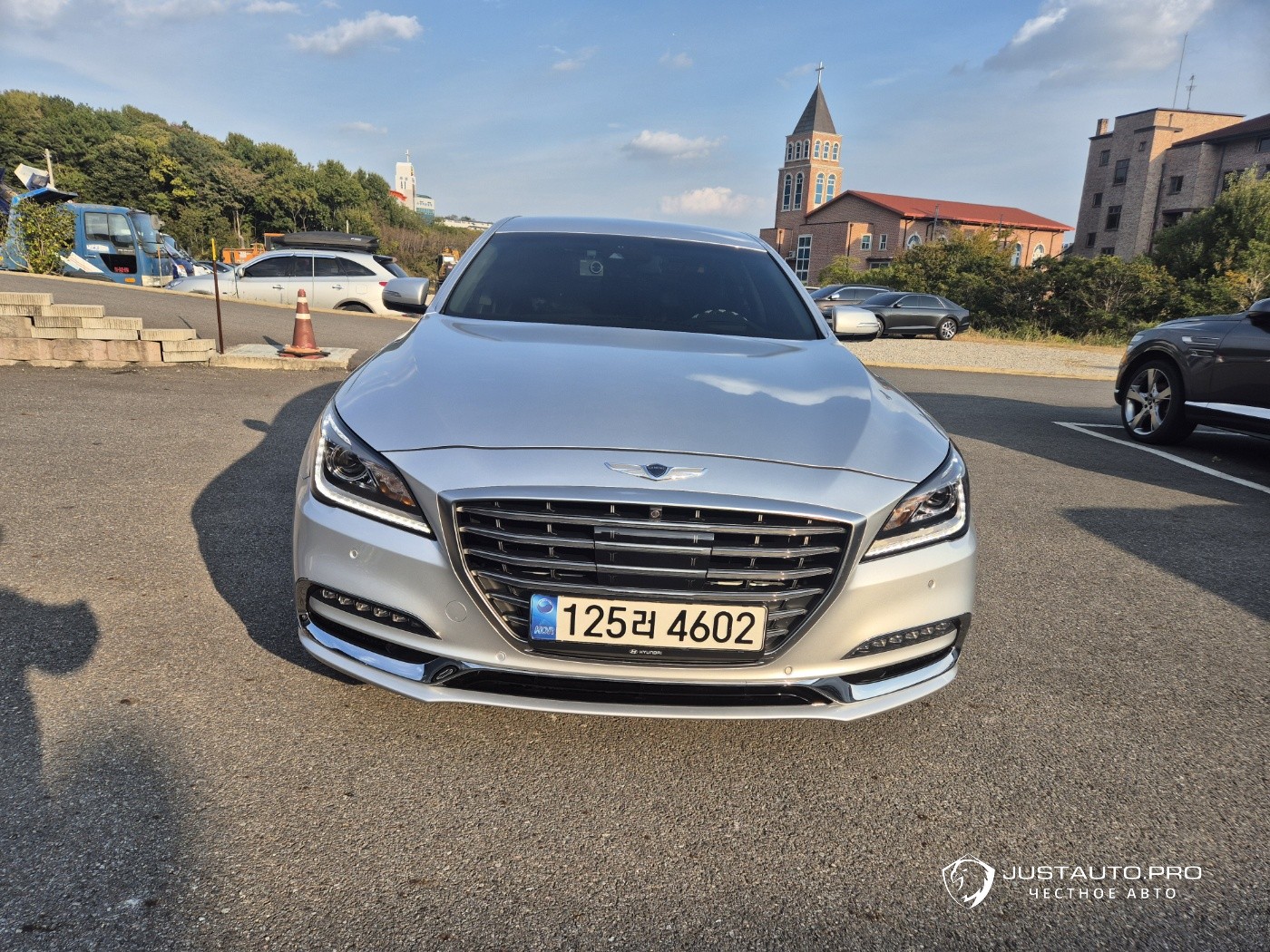 Автомобиль Genesis G80