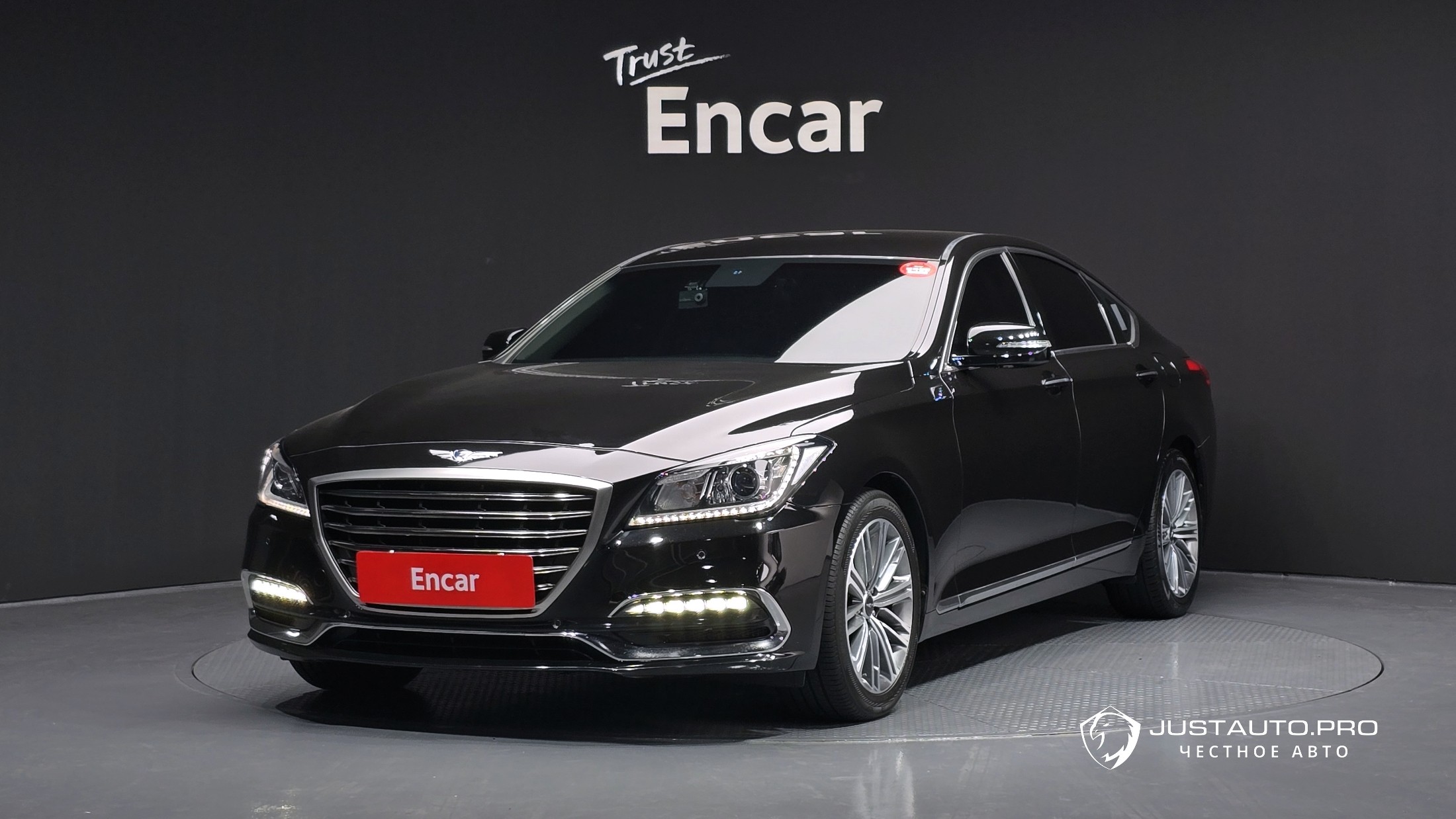 Автомобиль Genesis G80