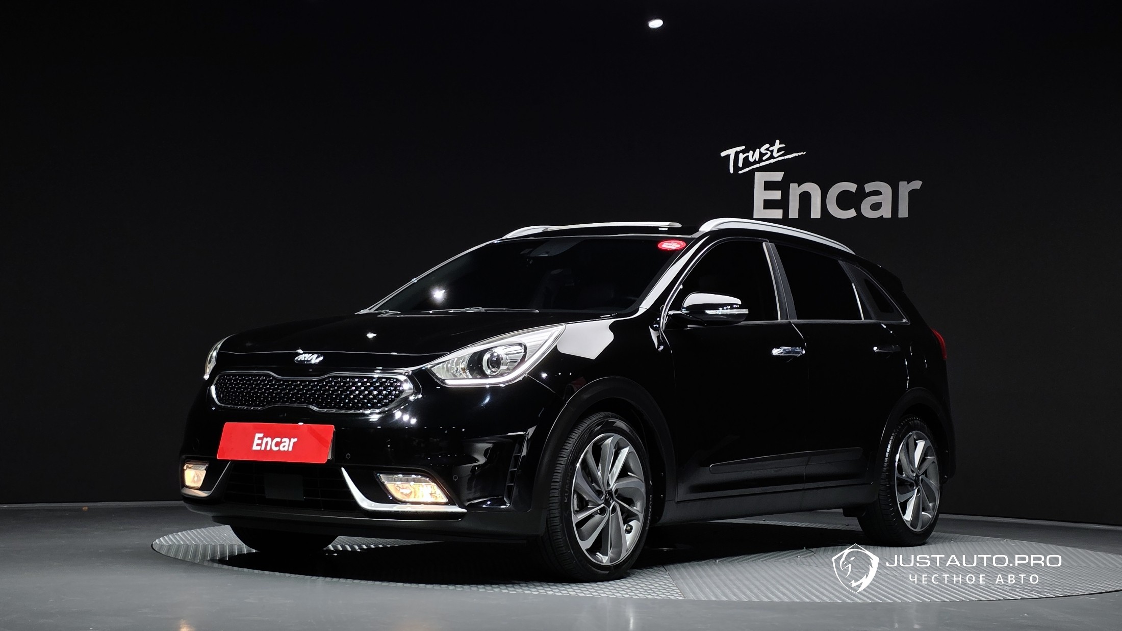 Автомобиль Kia Niro