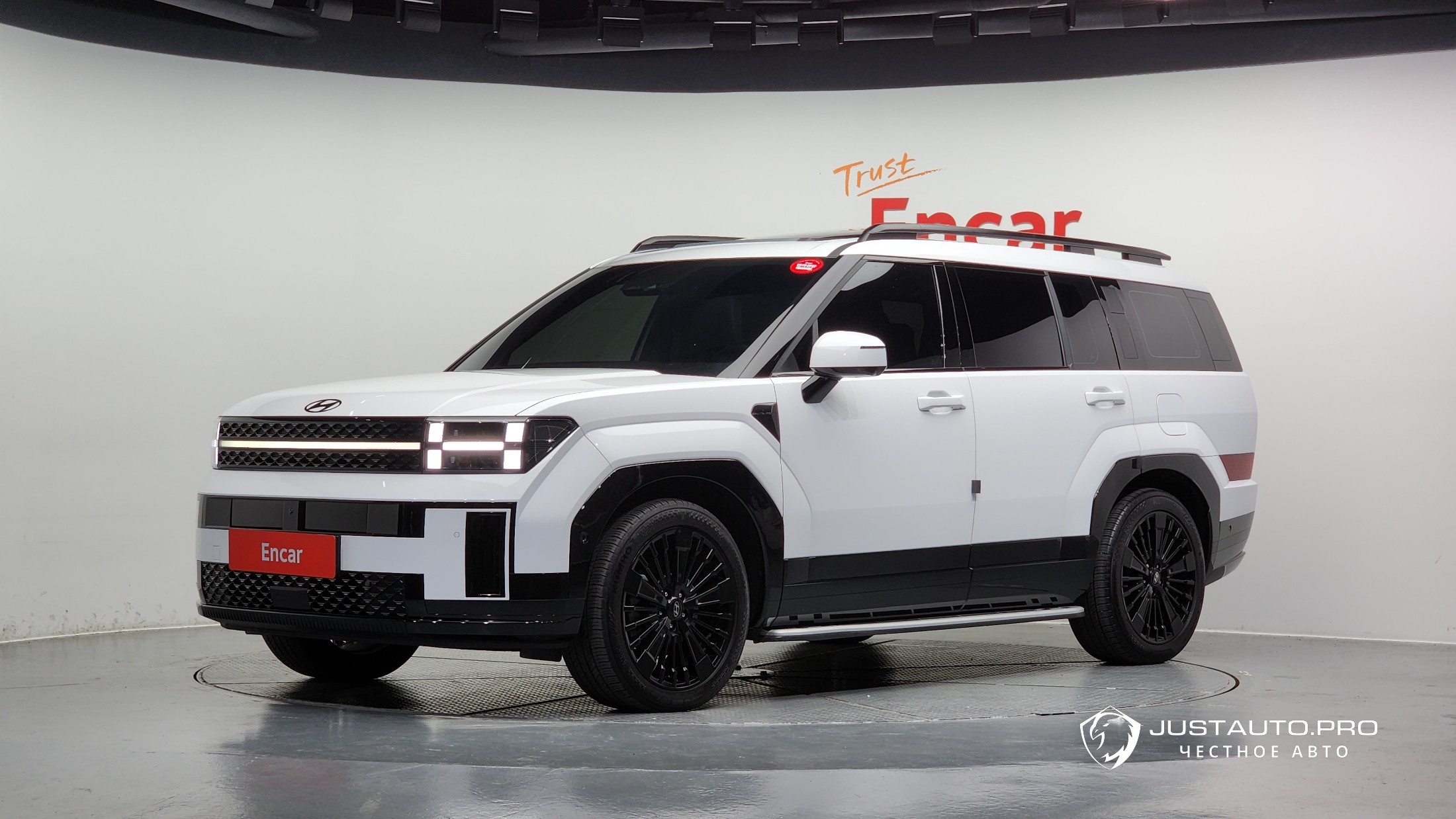 Автомобиль Hyundai Santafe