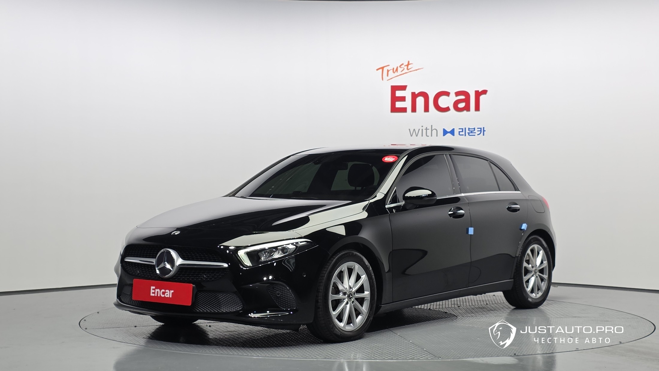 Автомобиль Mercedes-Benz A-Class