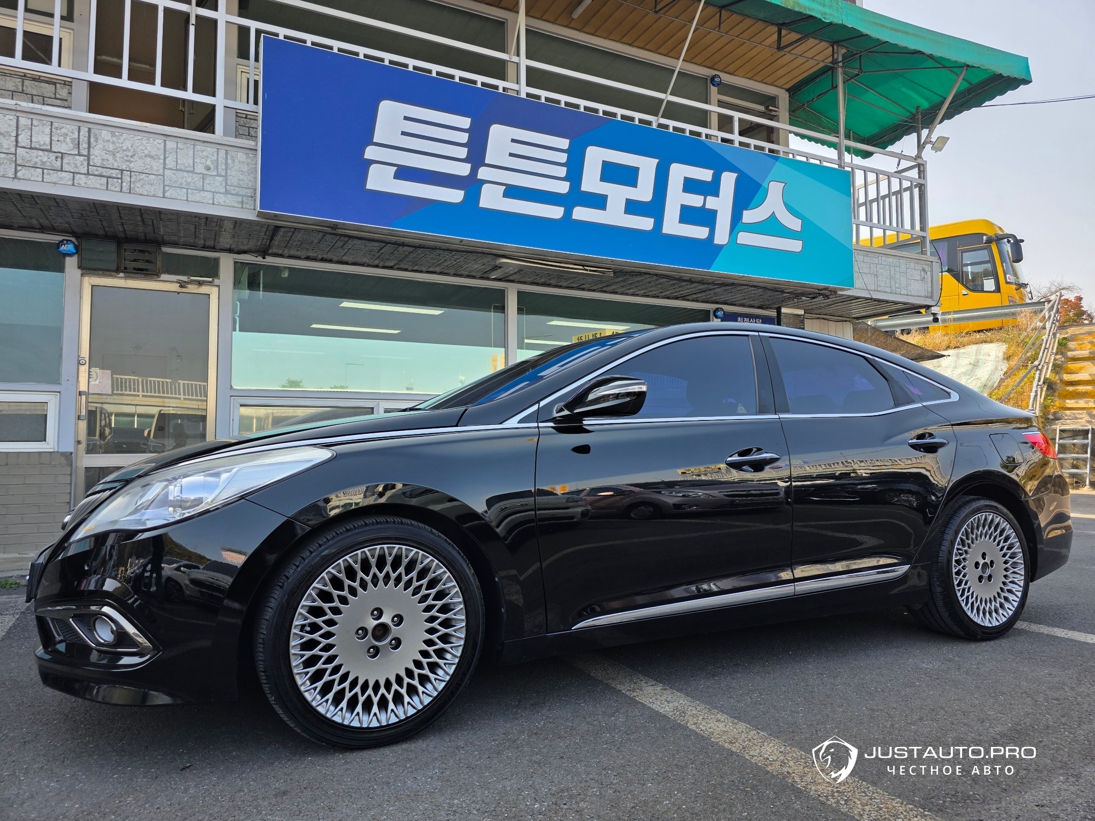 Автомобиль Hyundai Grandeur