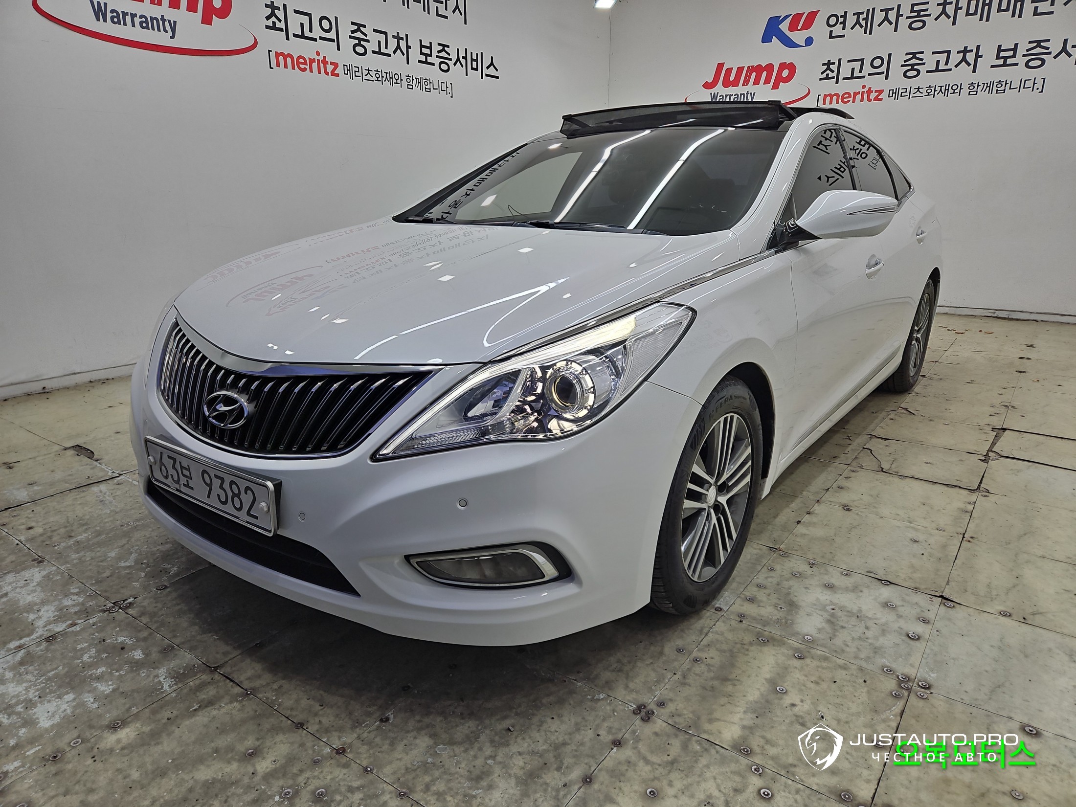 Автомобиль Hyundai Grandeur