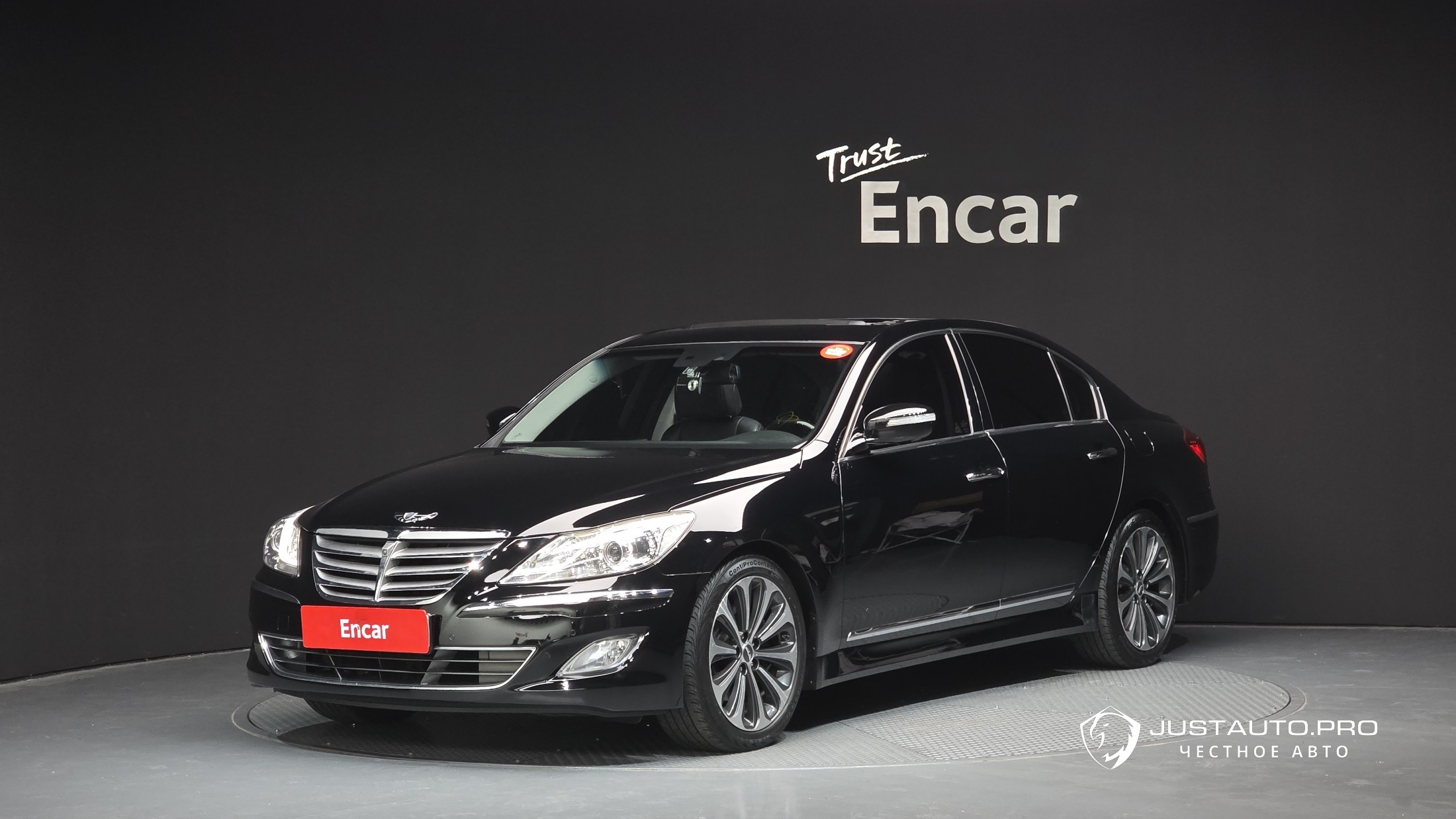 Автомобиль Hyundai Genesis