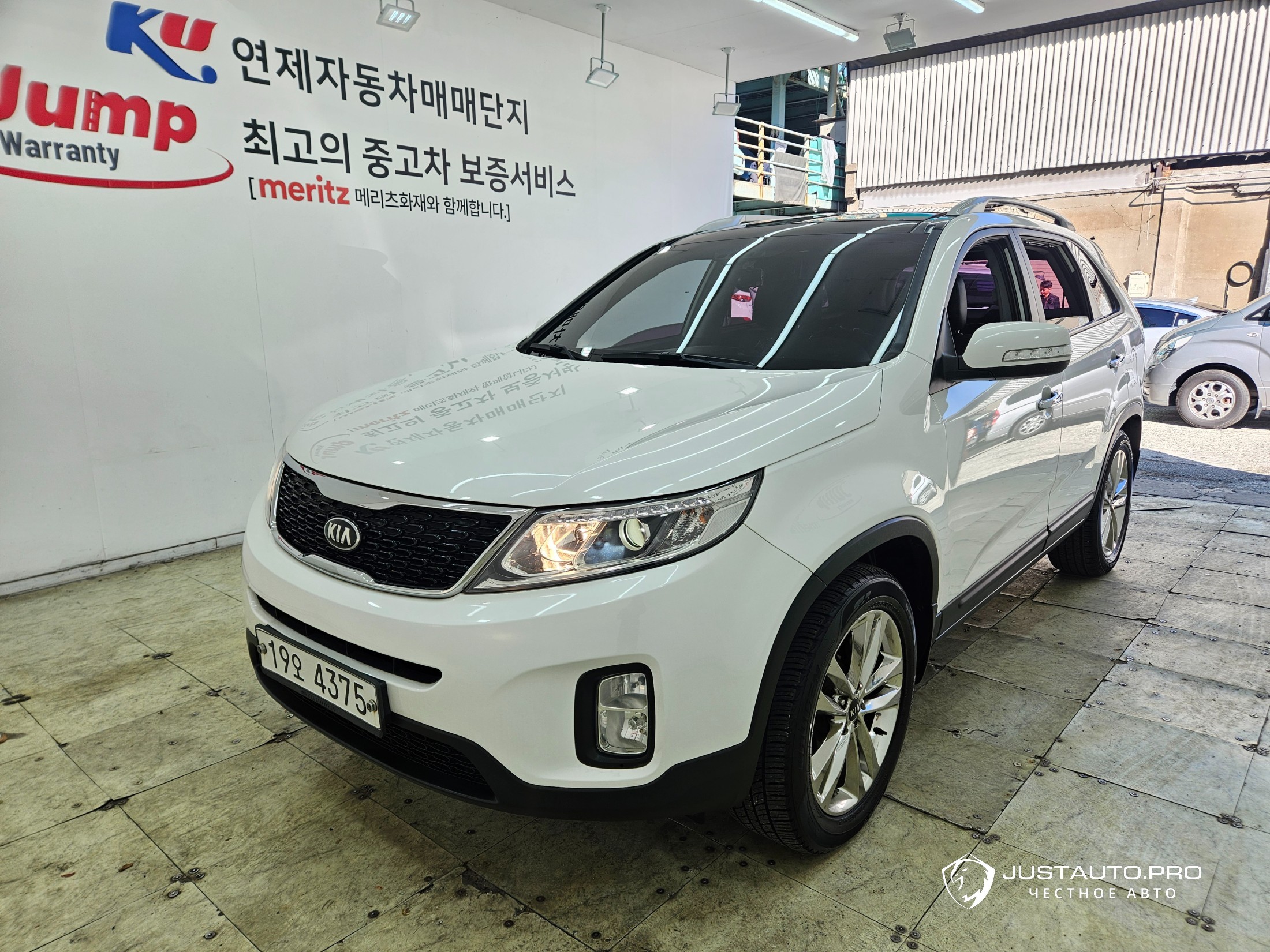 Автомобиль Kia Sorento
