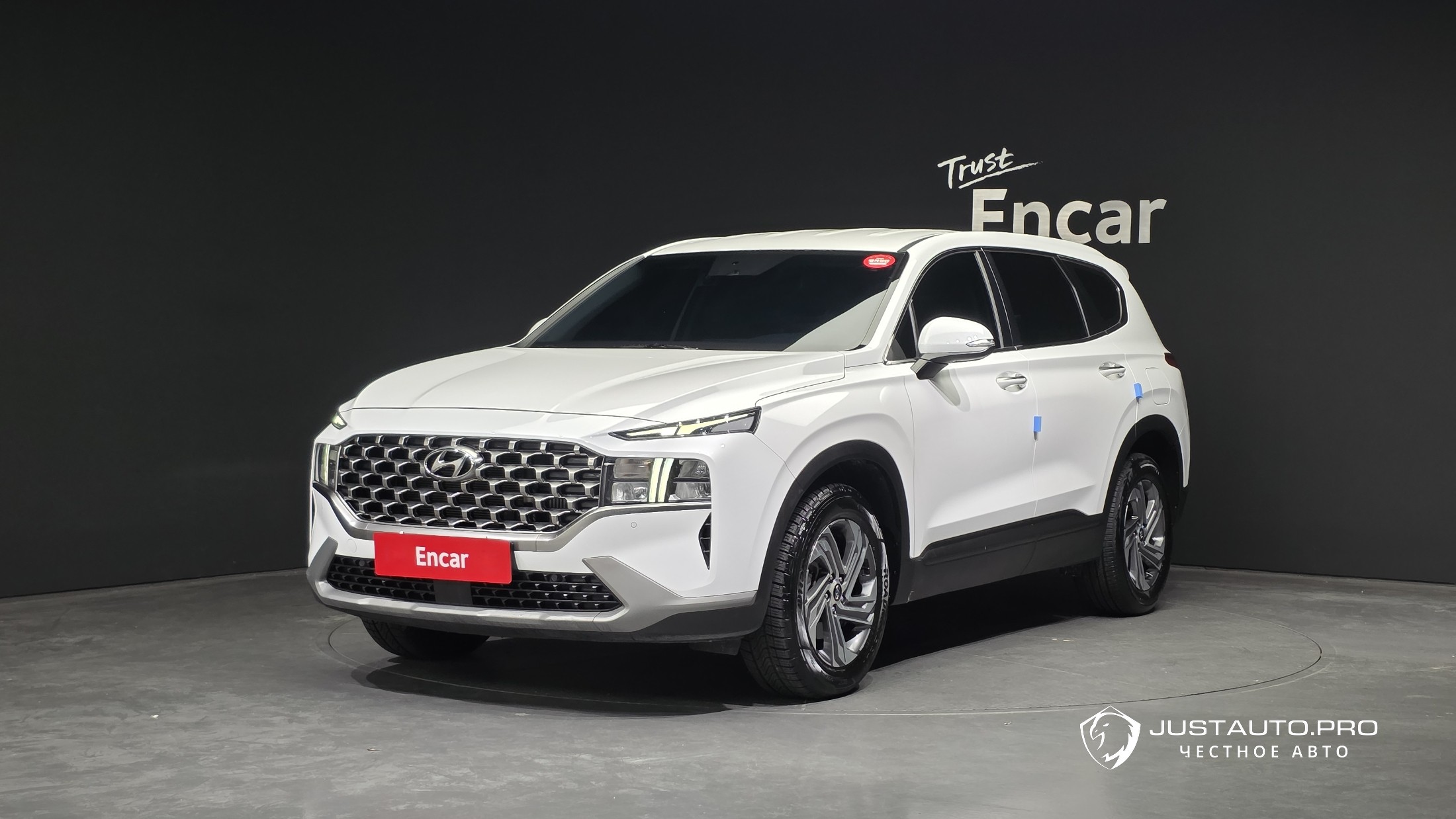 Автомобиль Hyundai Santafe