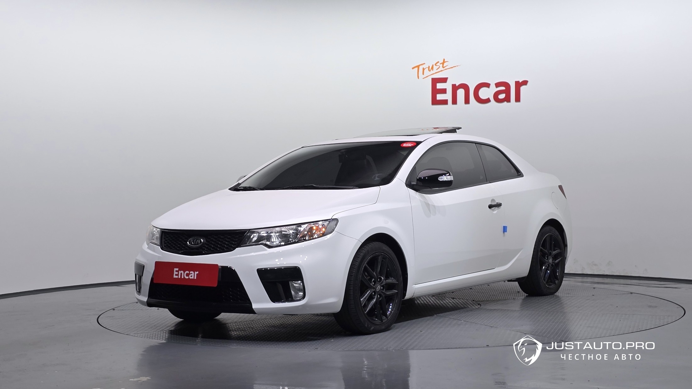 Автомобиль Kia Porte