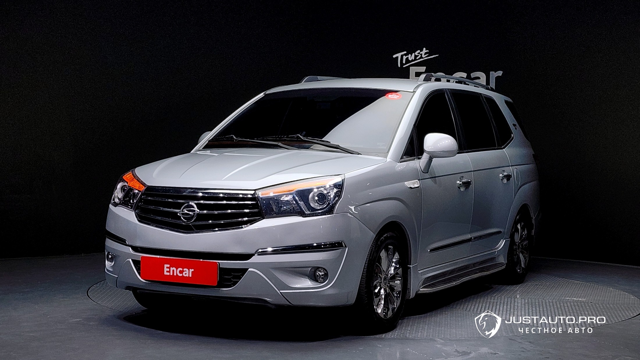 Автомобиль KG_Mobility_Ssangyong KORANDO