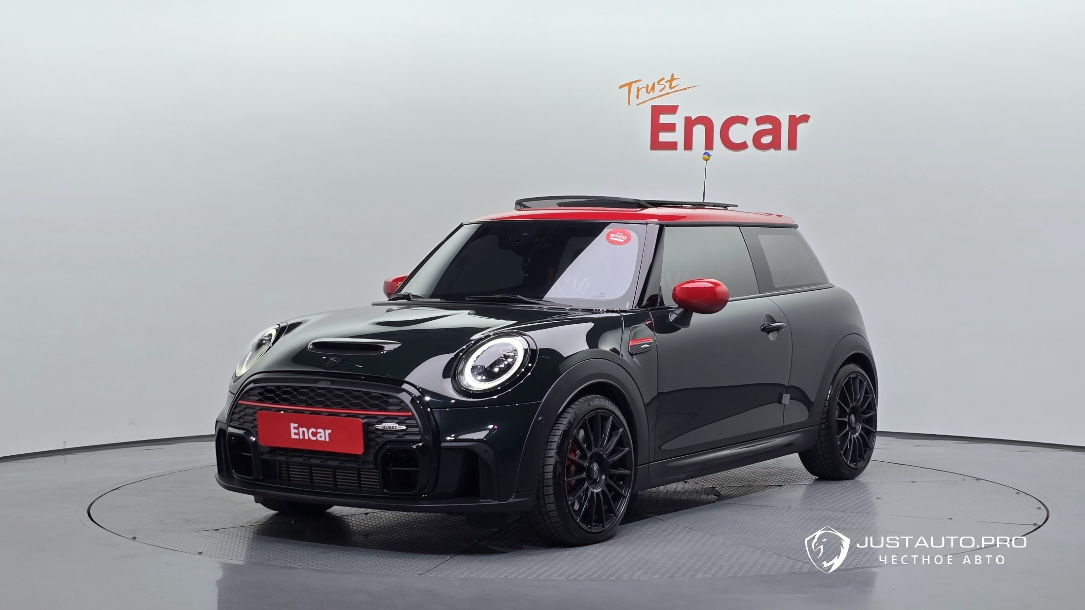 Автомобиль Mini Cooper