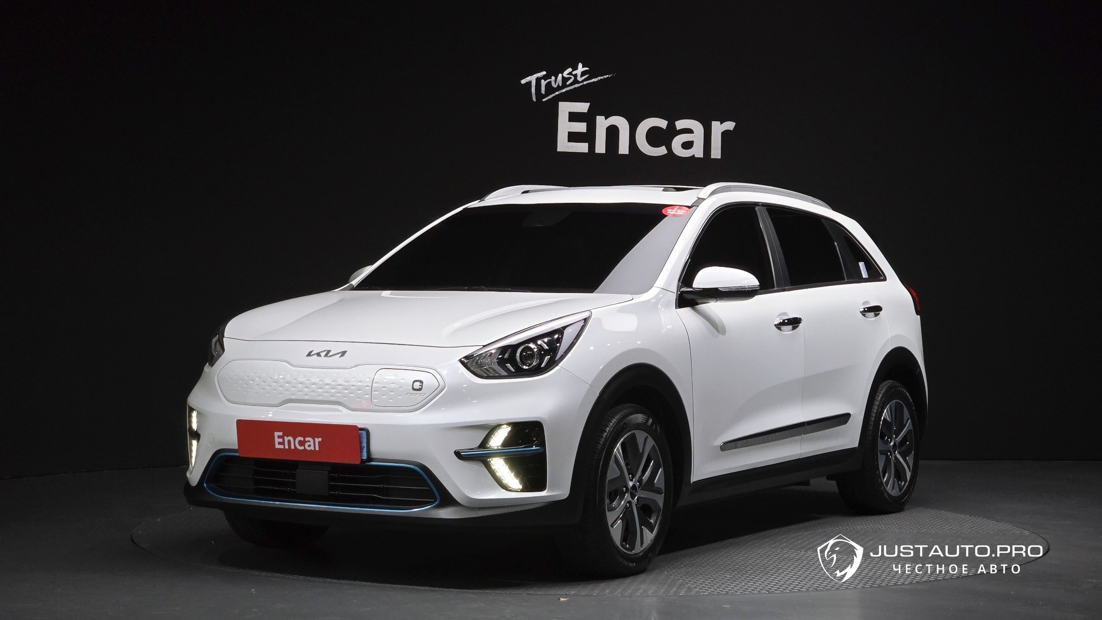 Автомобиль Kia Niro