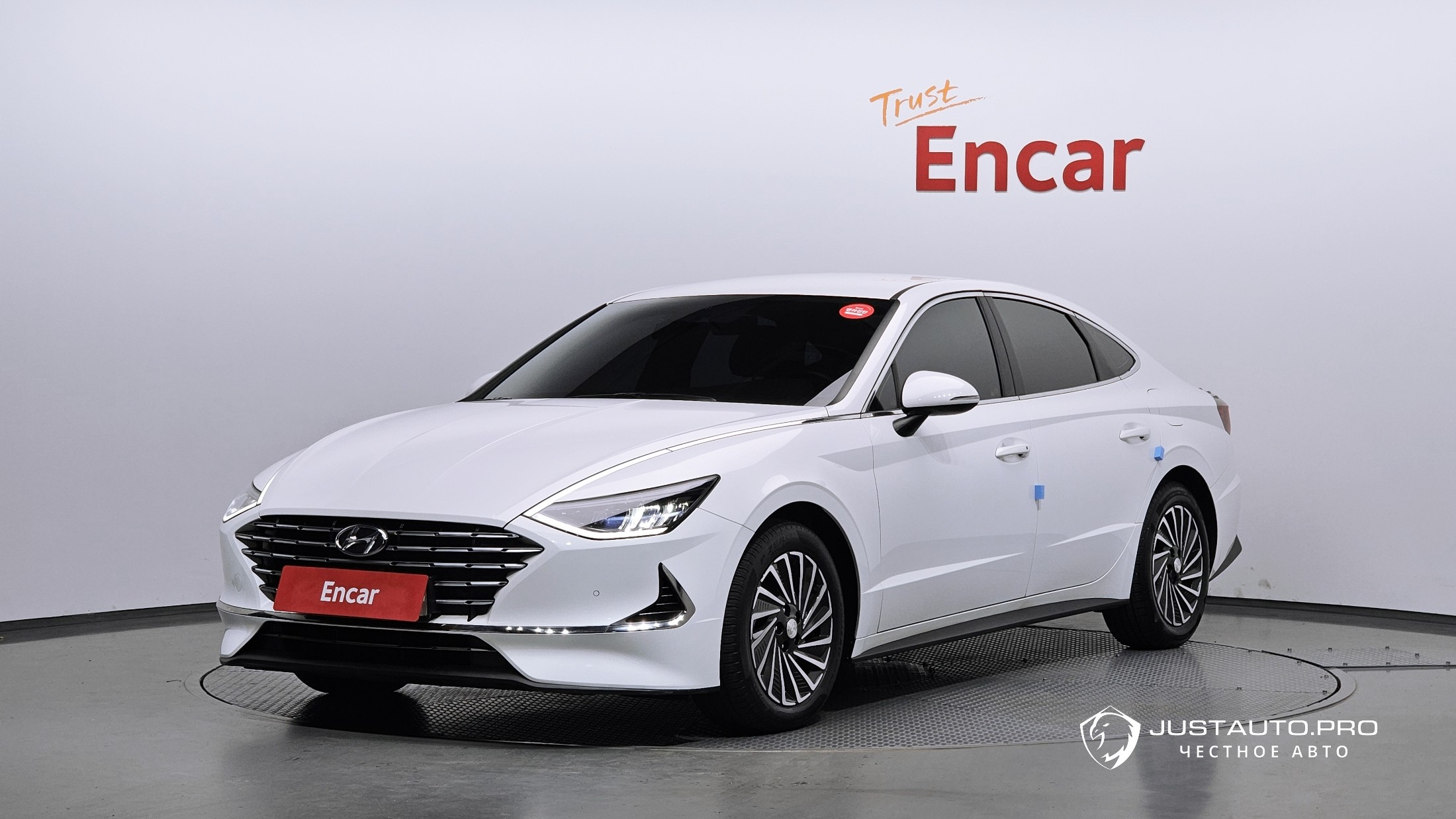 Автомобиль Hyundai Sonata