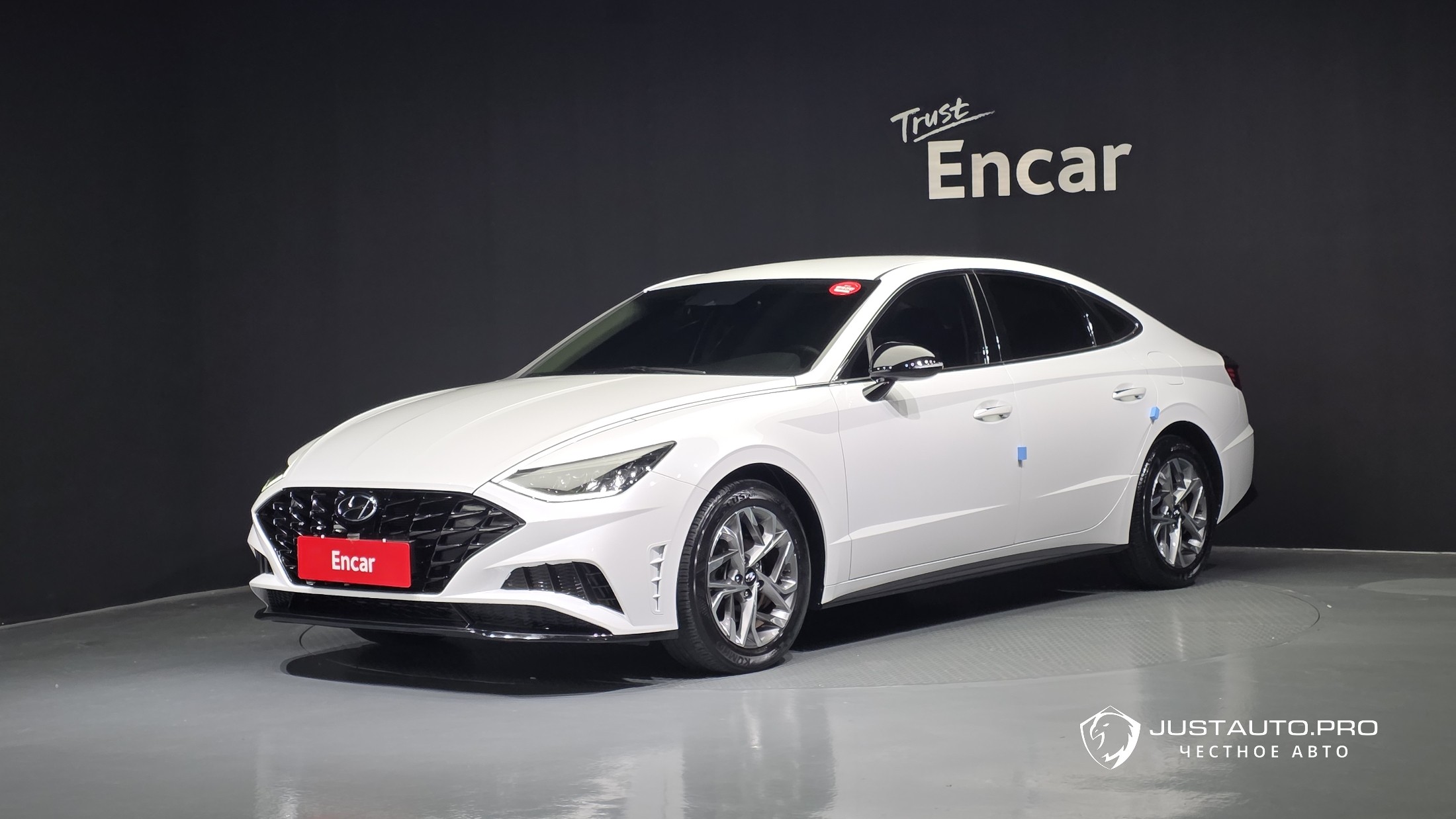 Автомобиль Hyundai Sonata