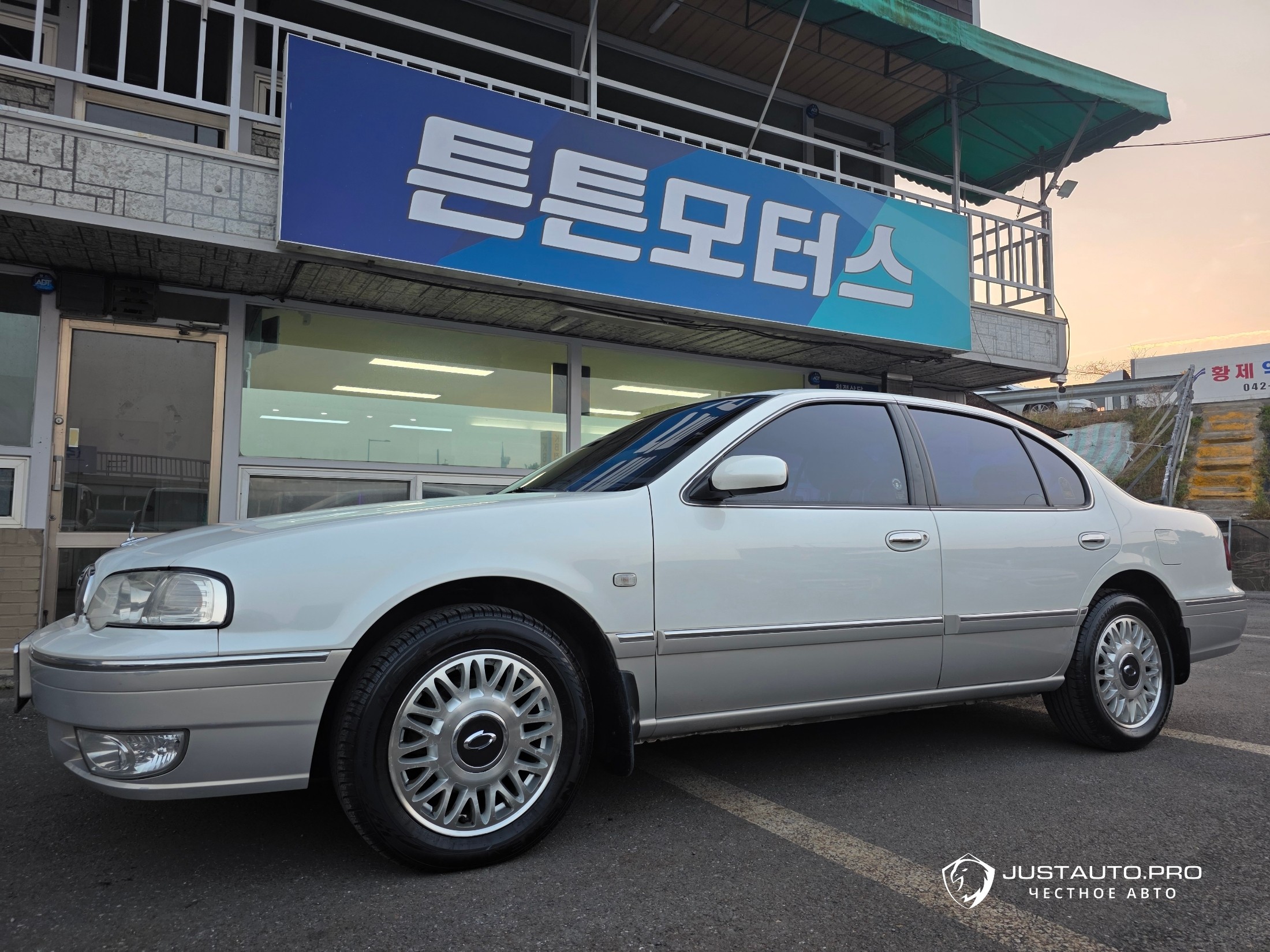 Автомобиль Renault-KoreaSamsung SM5 