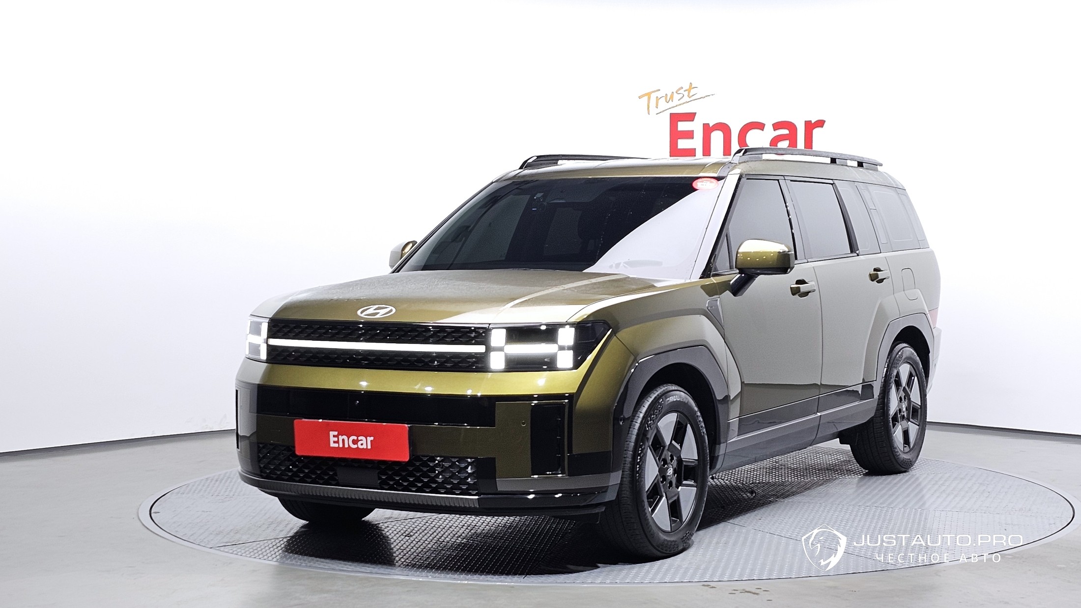 Автомобиль Hyundai Santafe