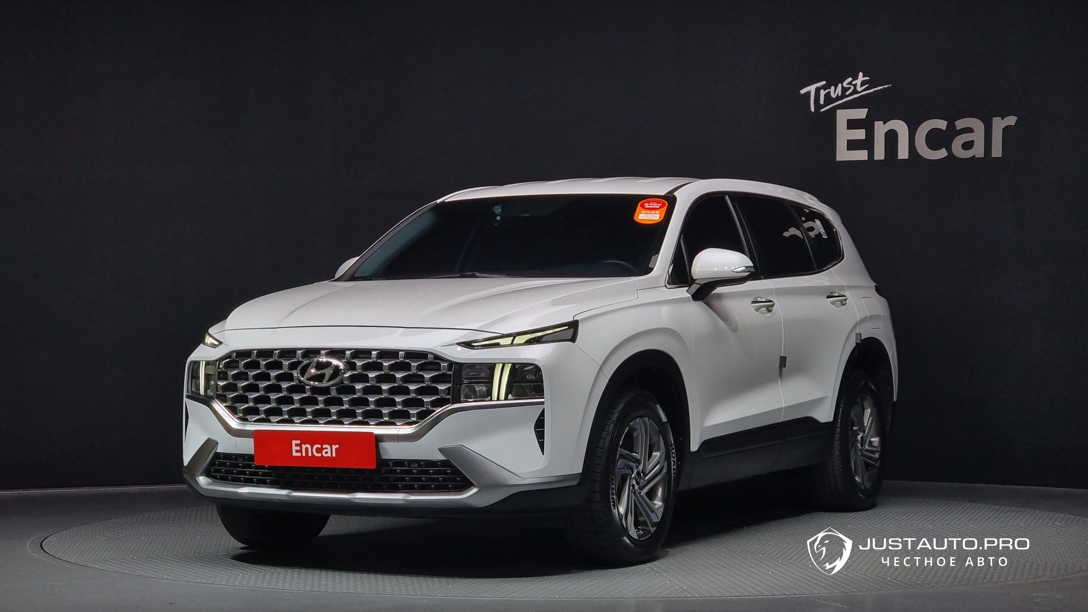 Автомобиль Hyundai Santafe