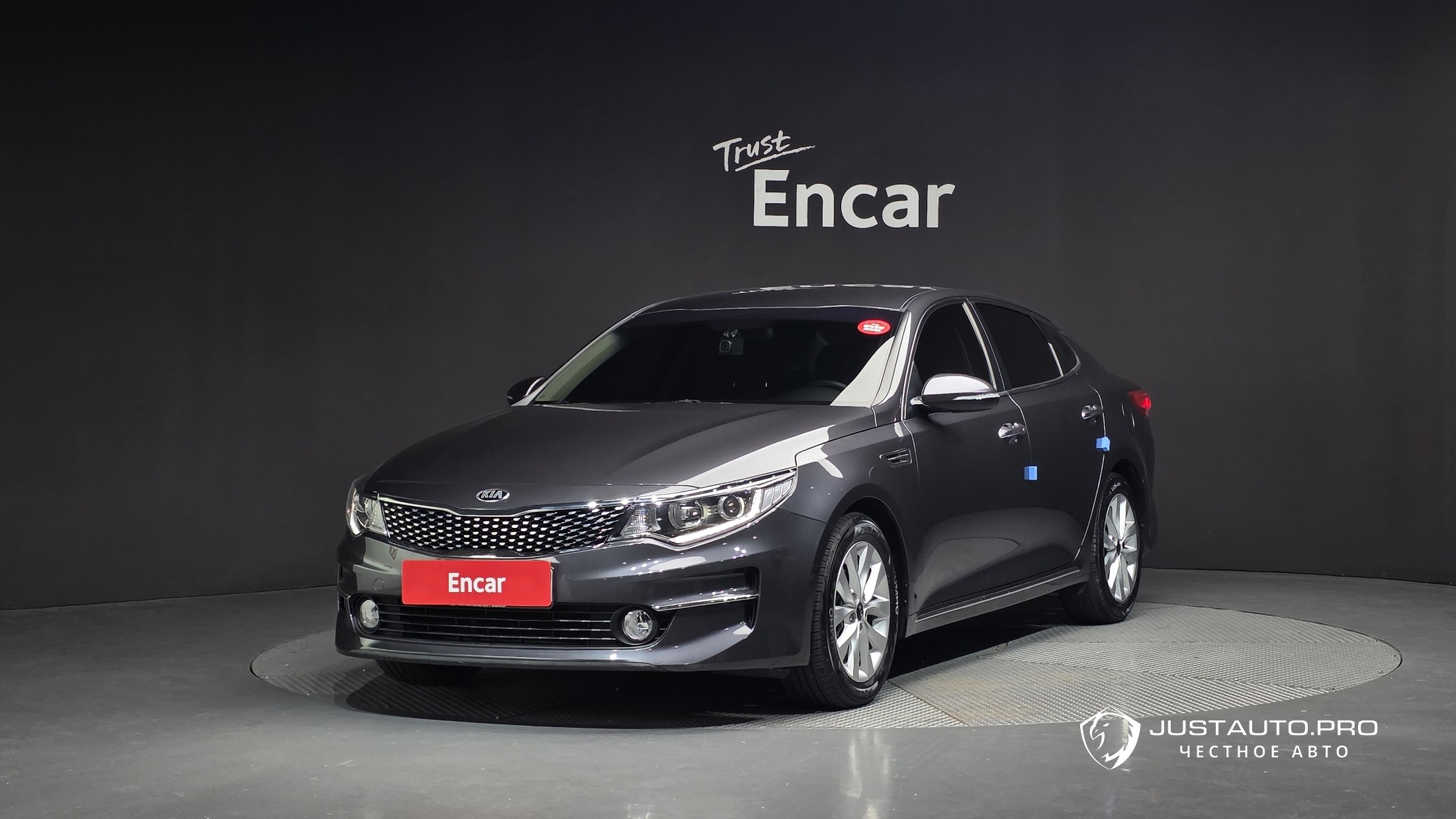 Автомобиль Kia K5