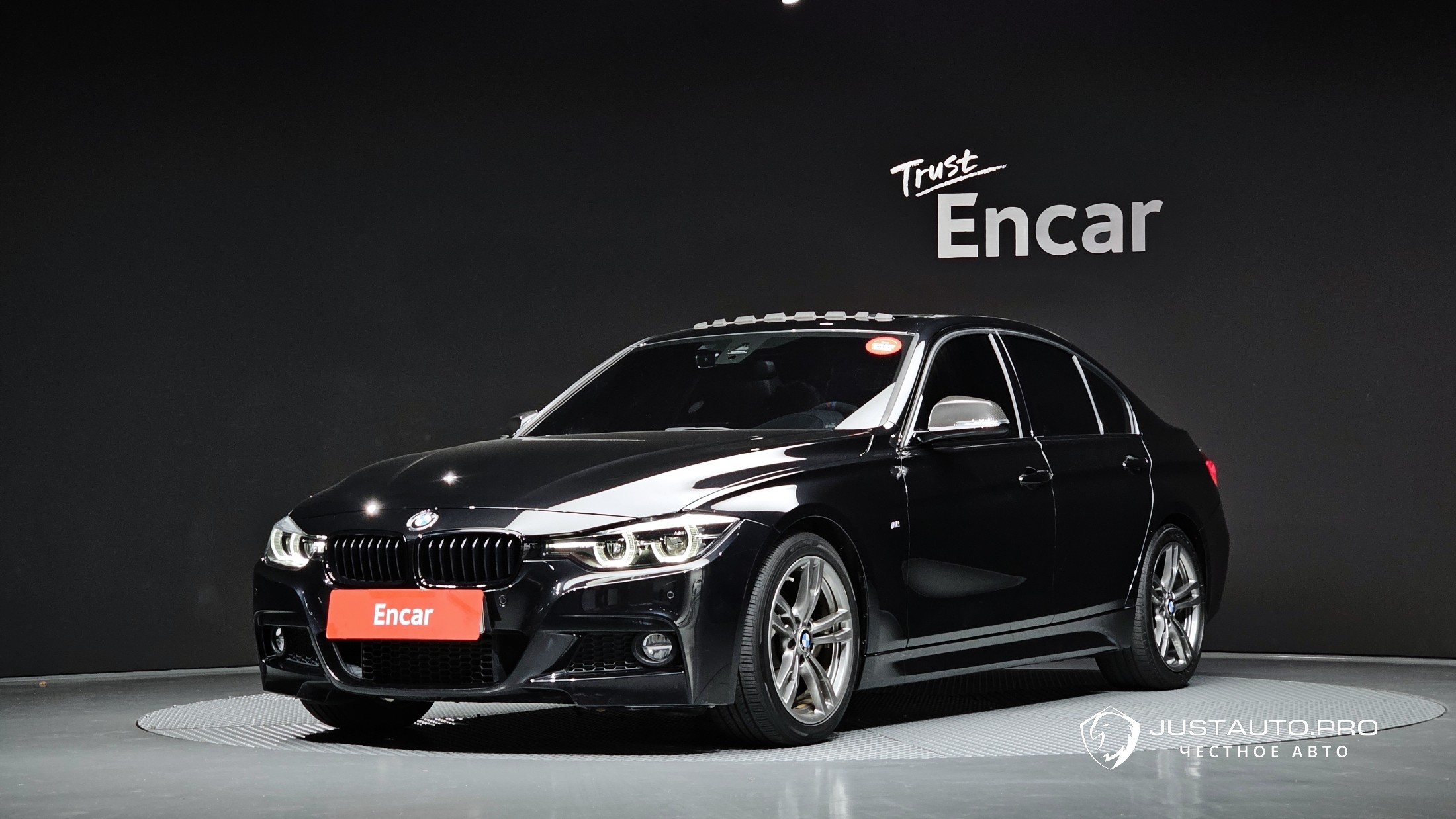 Автомобиль BMW 3-Series