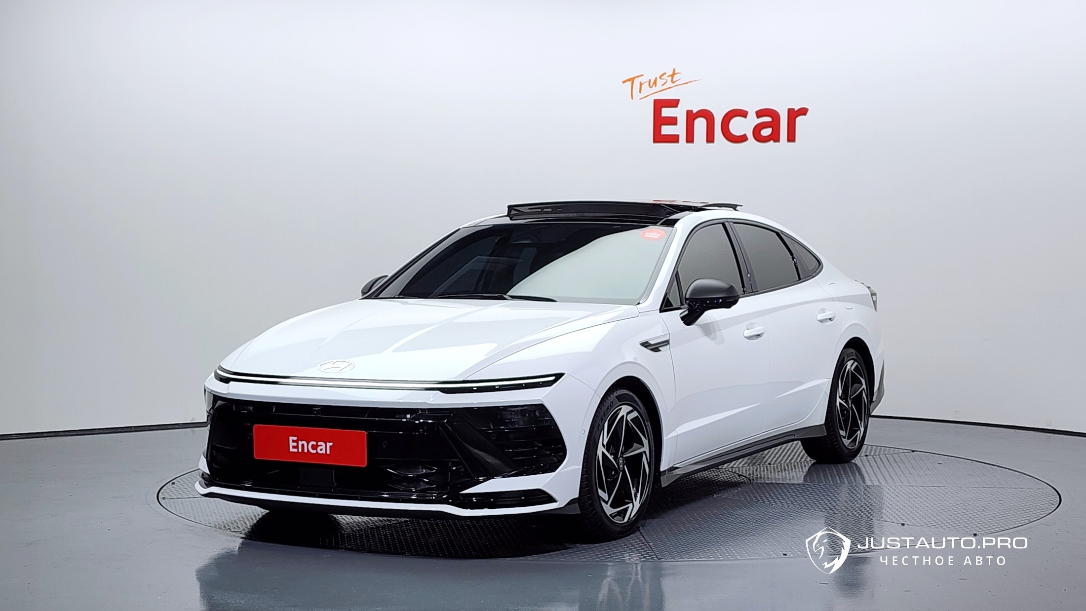 Автомобиль Hyundai Sonata