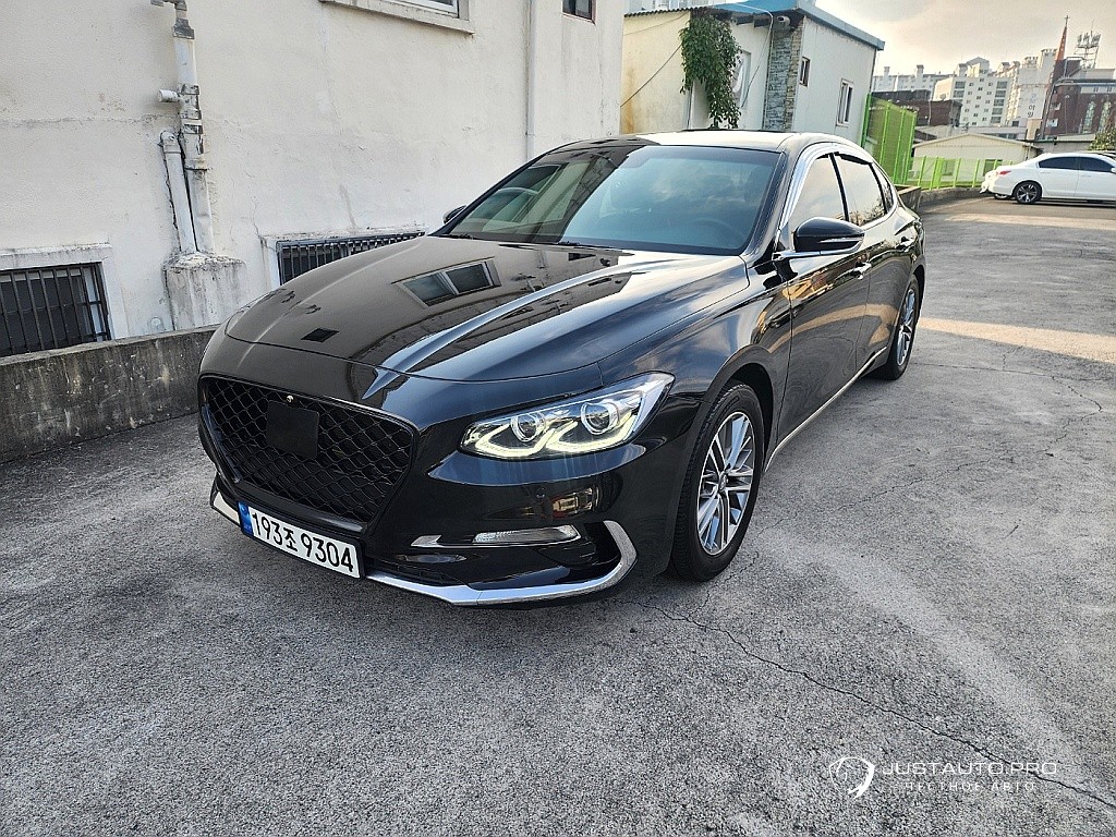 Автомобиль Hyundai Grandeur