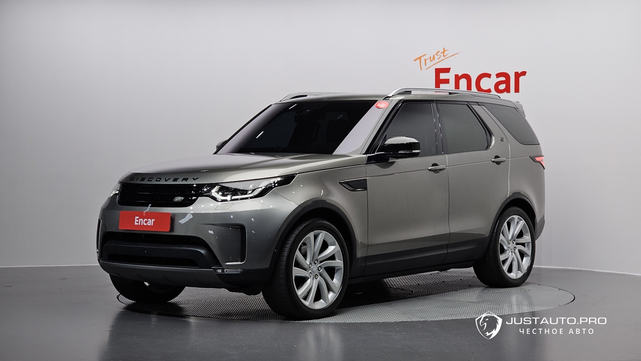 Автомобиль Land Rover Discovery