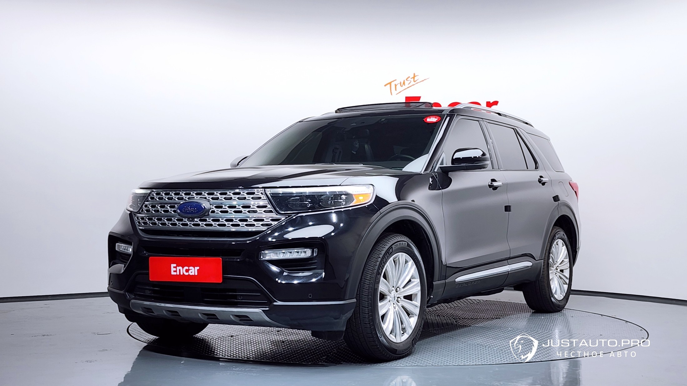 Автомобиль Ford Explorer