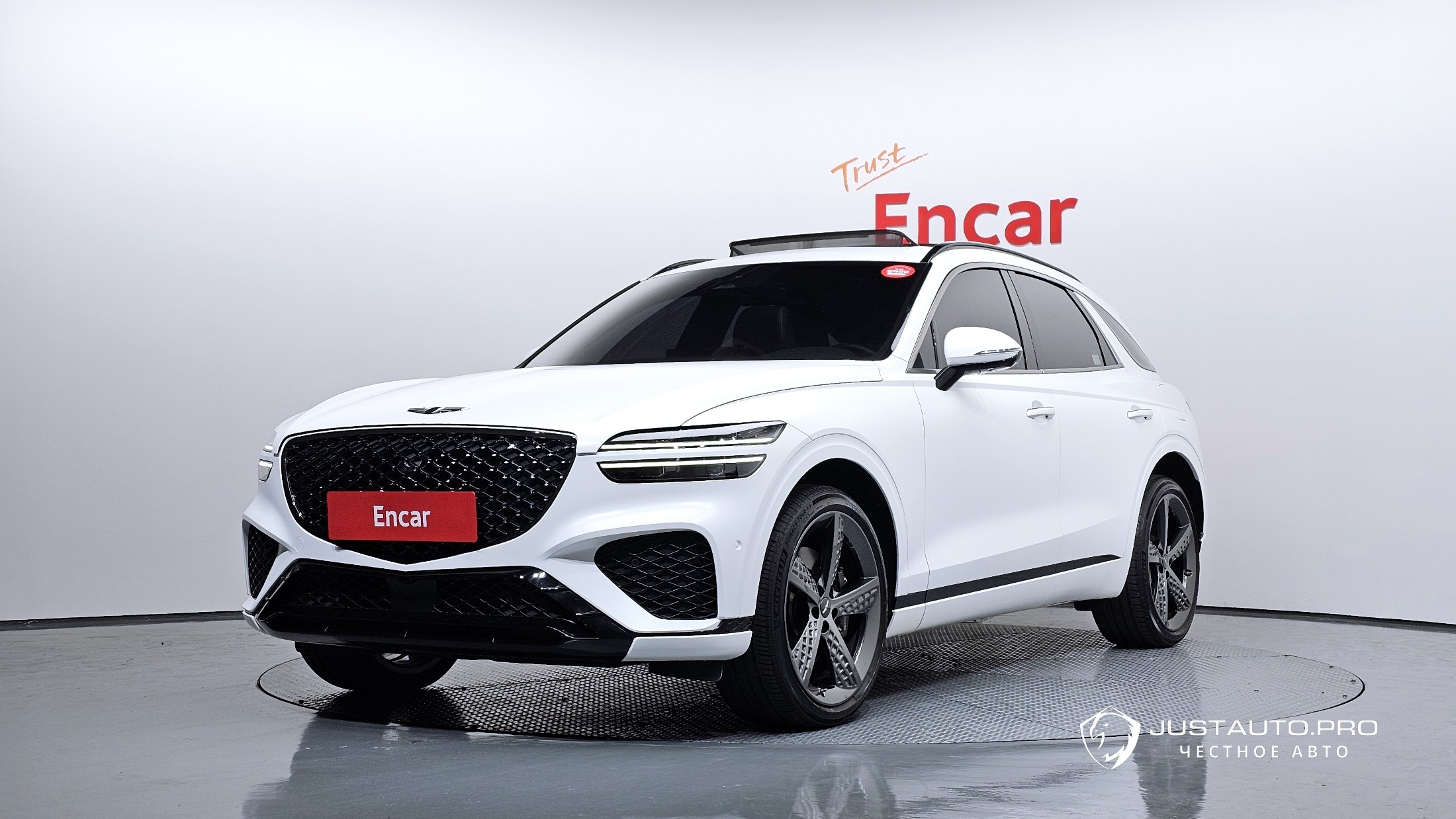 Автомобиль Genesis GV70