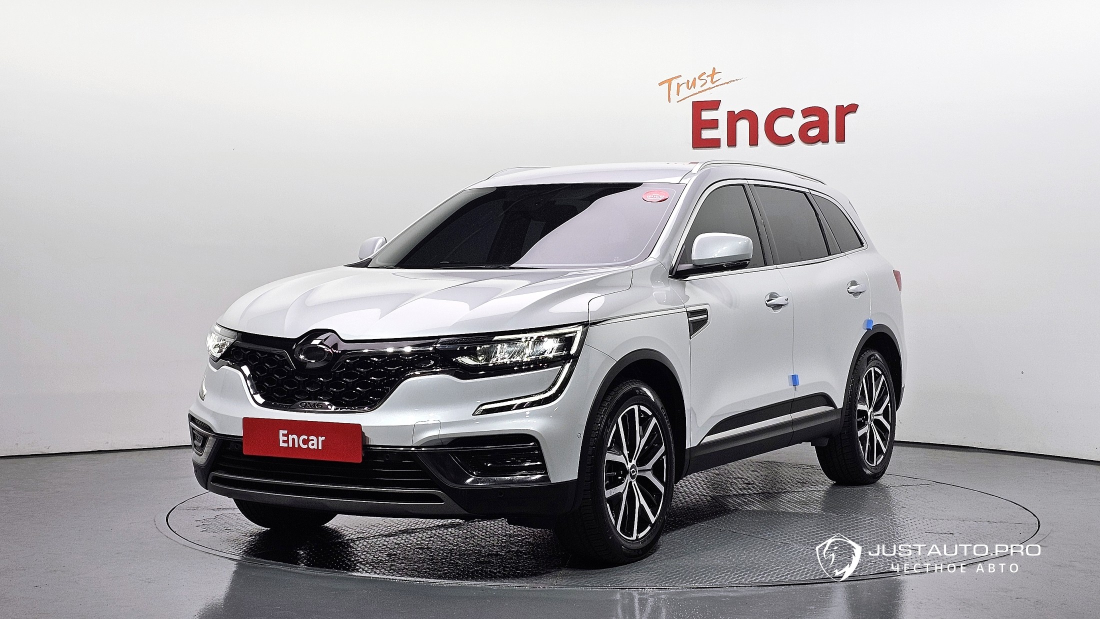 Автомобиль Renault-KoreaSamsung QM6