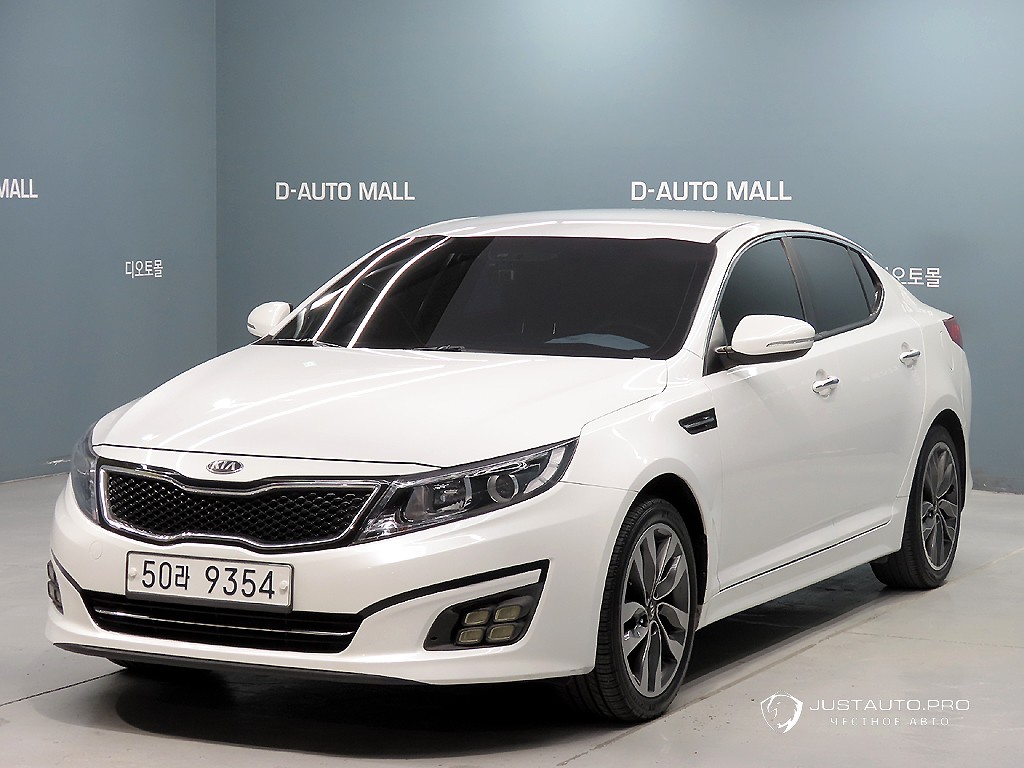 Автомобиль Kia K5