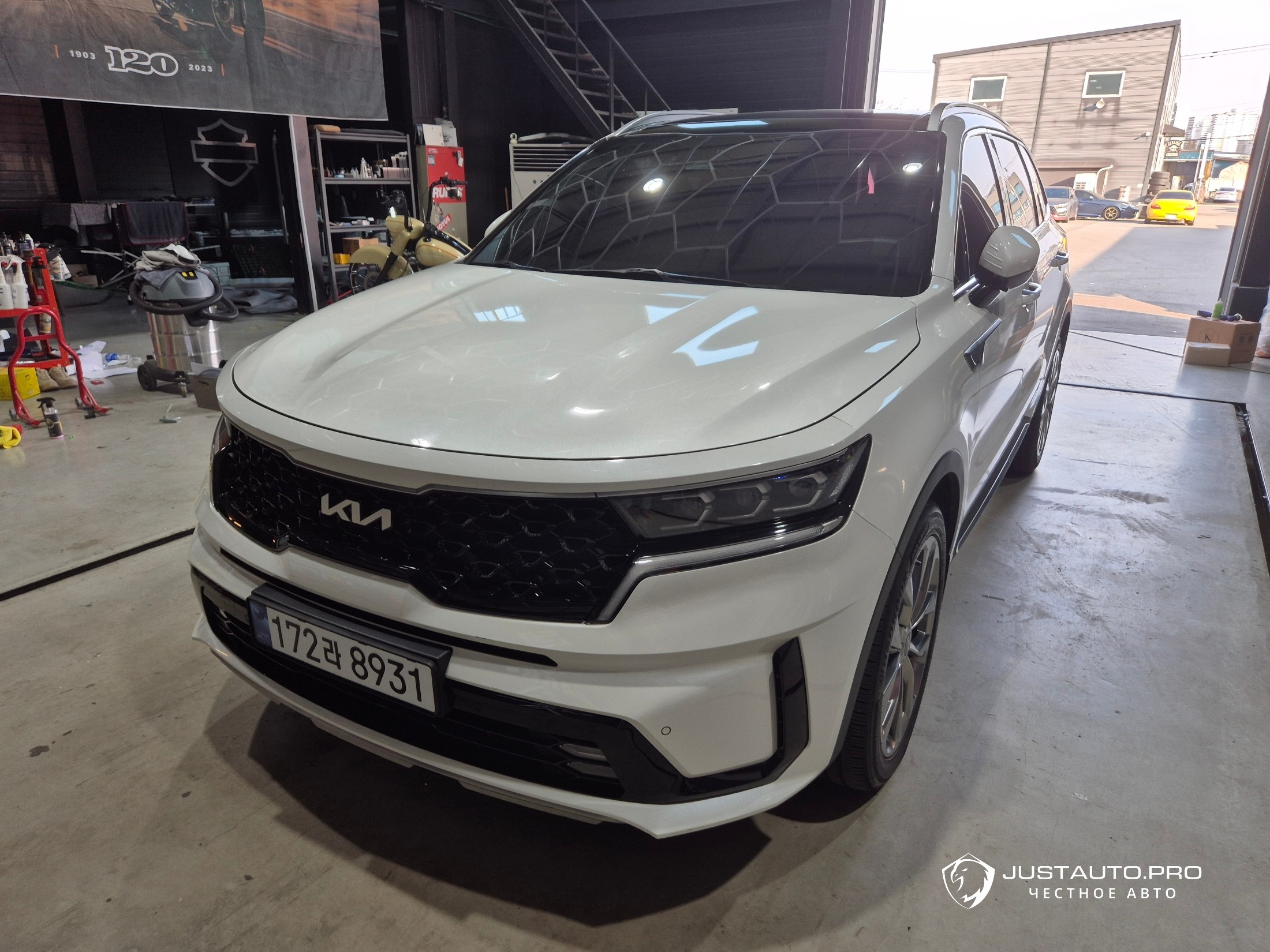 Автомобиль Kia Sorento
