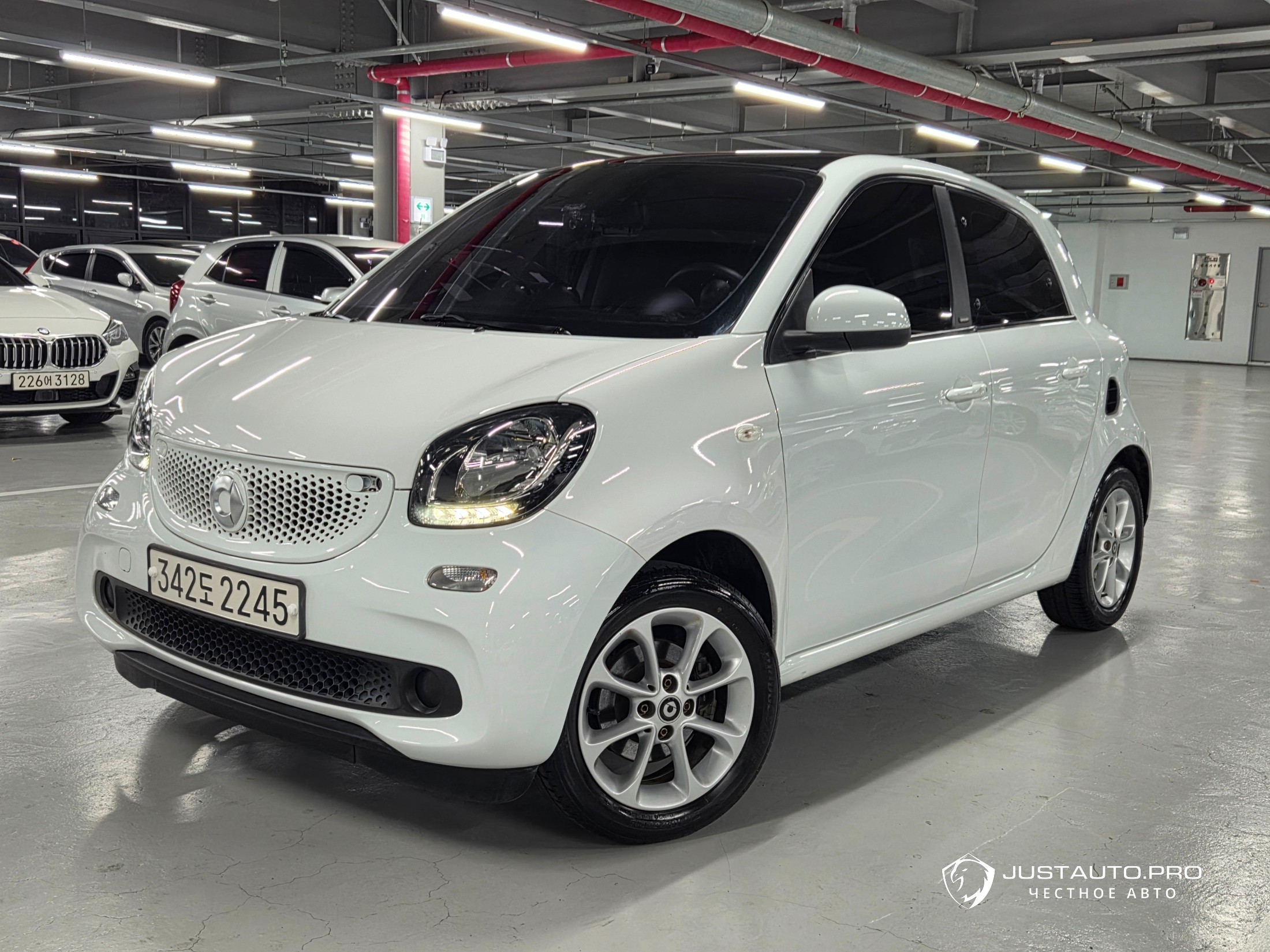 Автомобиль Smart Forfour