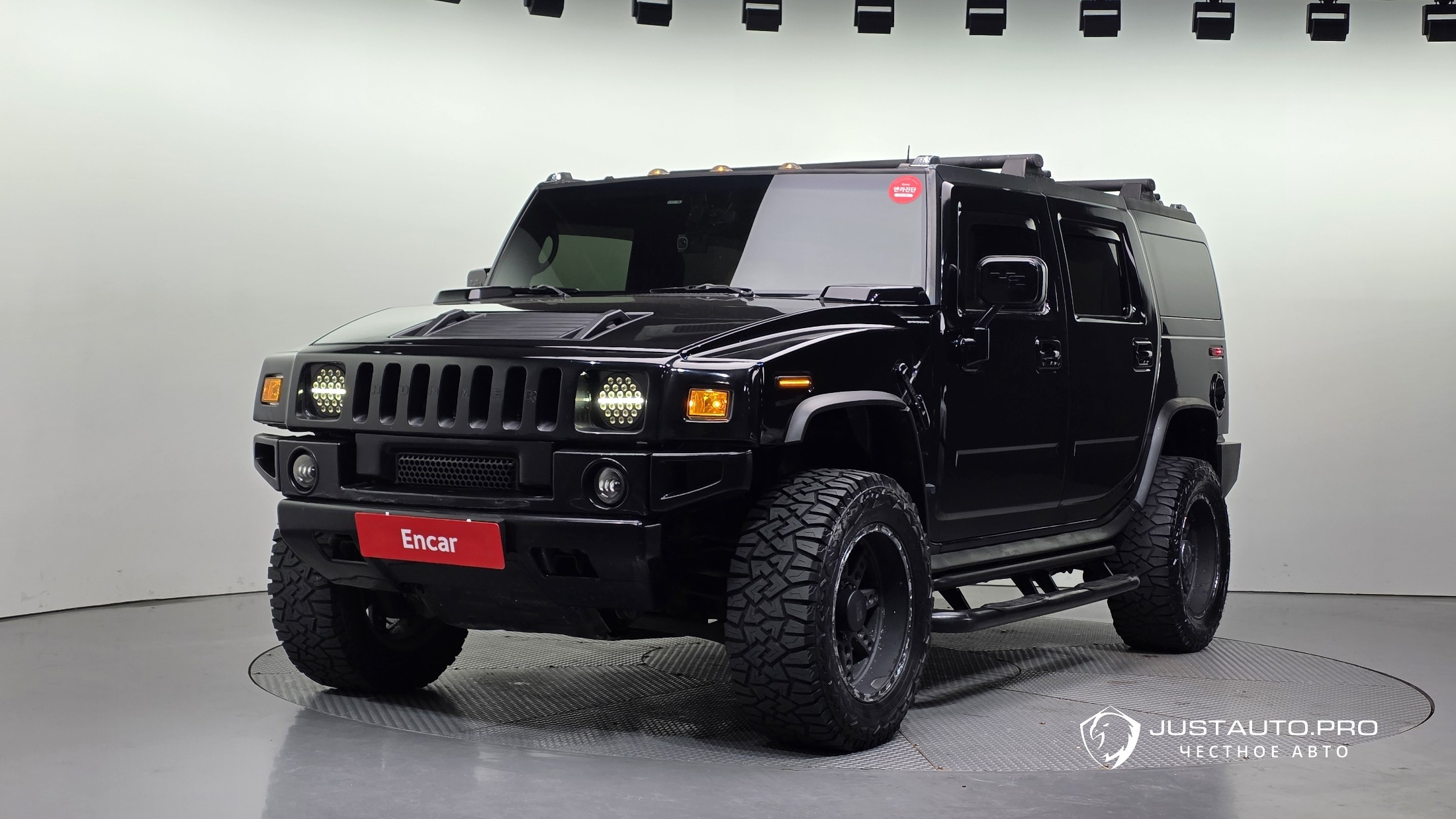 Автомобиль Hummer H2