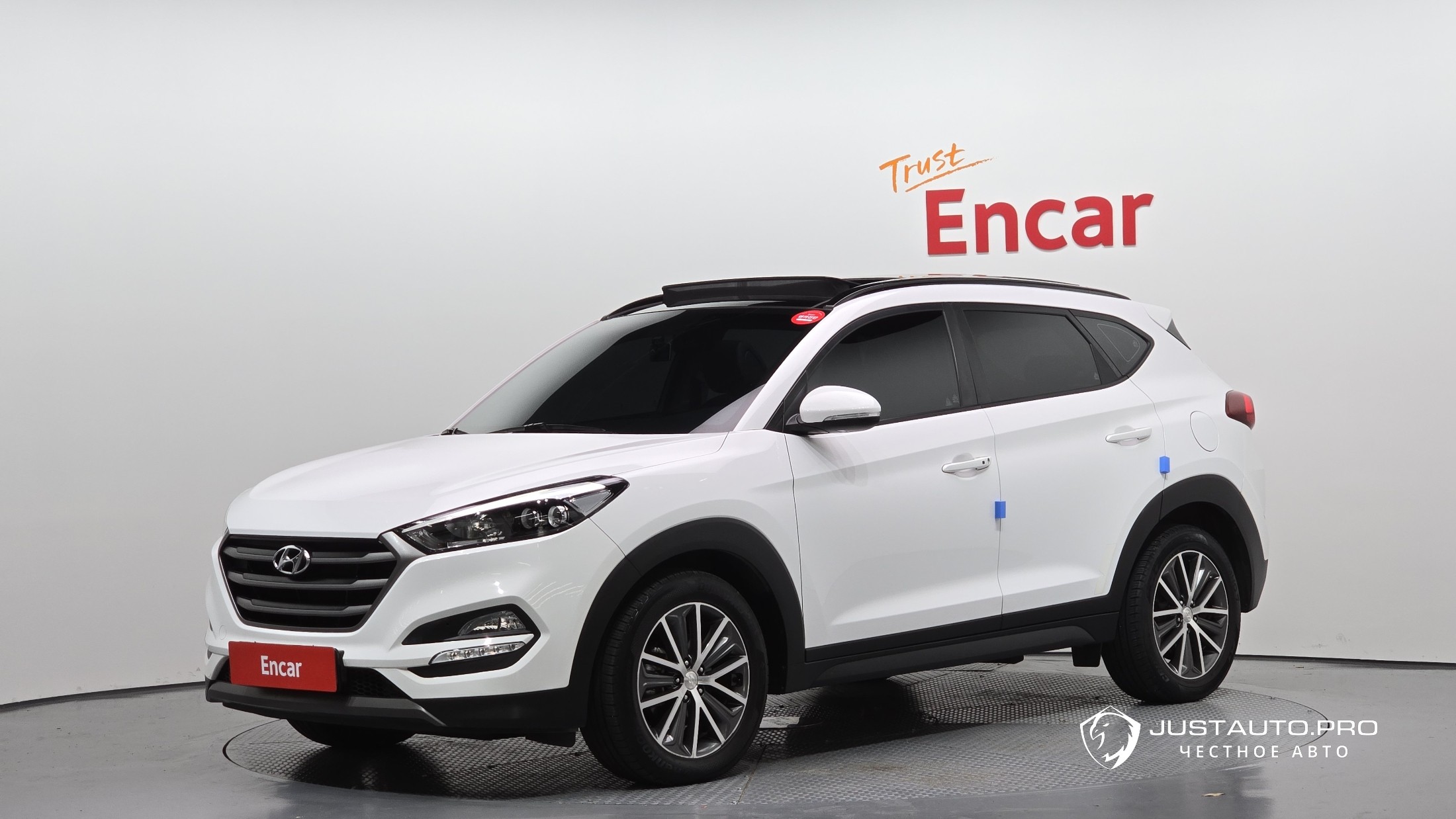 Автомобиль Hyundai Tucson