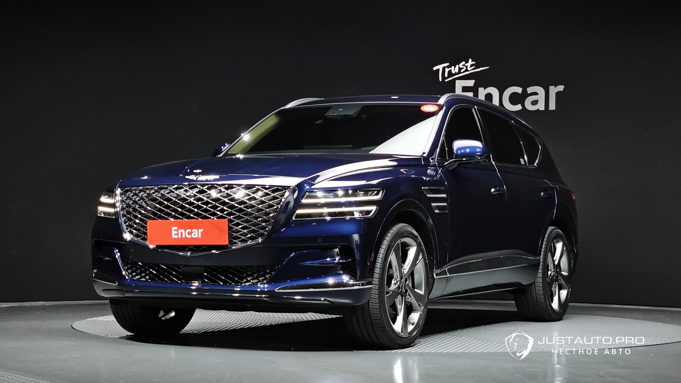 Автомобиль Genesis GV80