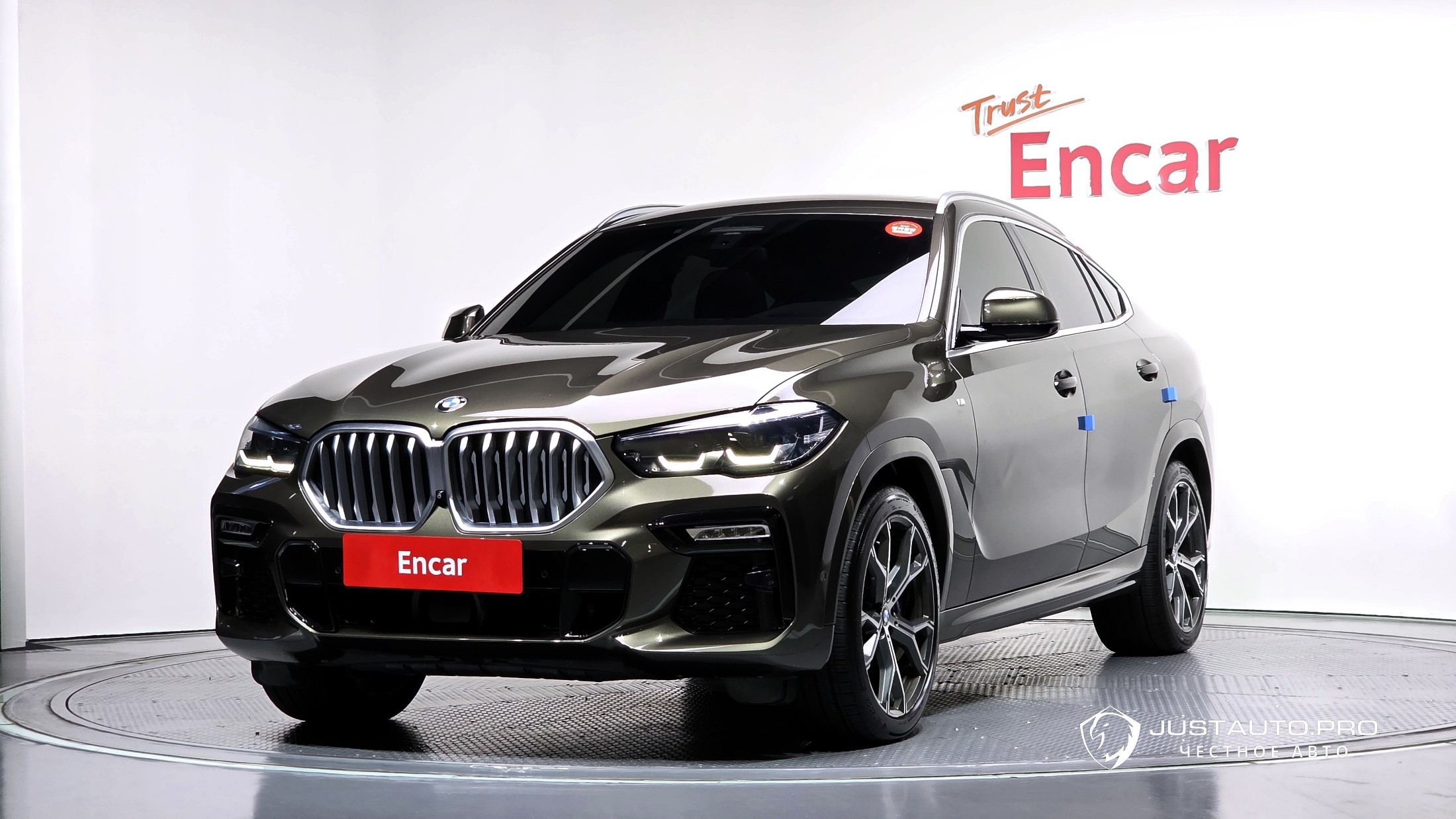 Автомобиль BMW X6