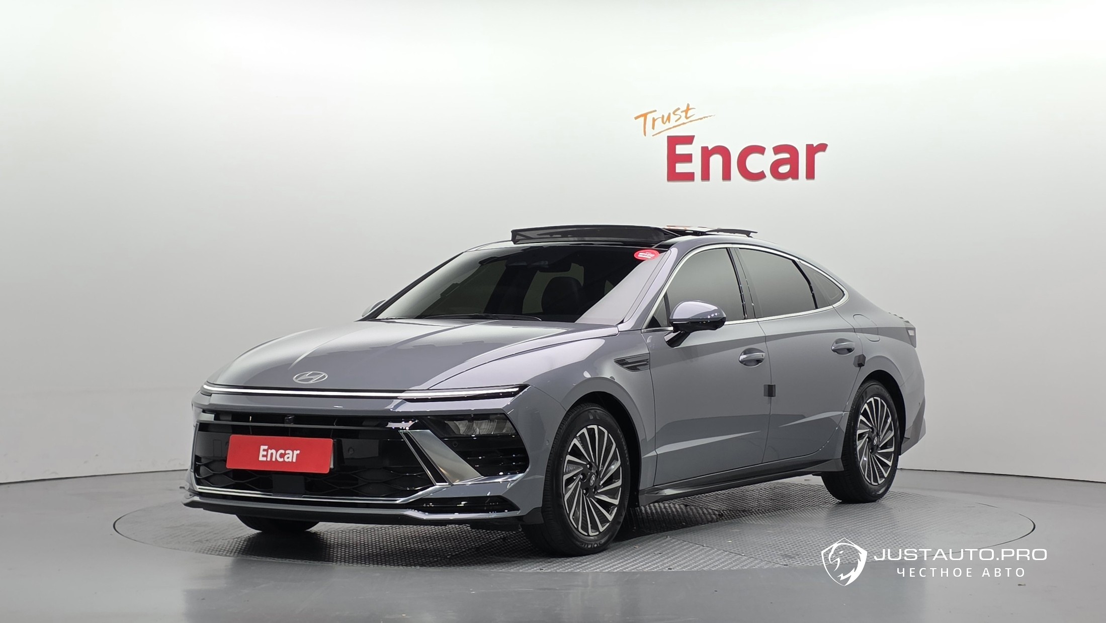 Автомобиль Hyundai Sonata