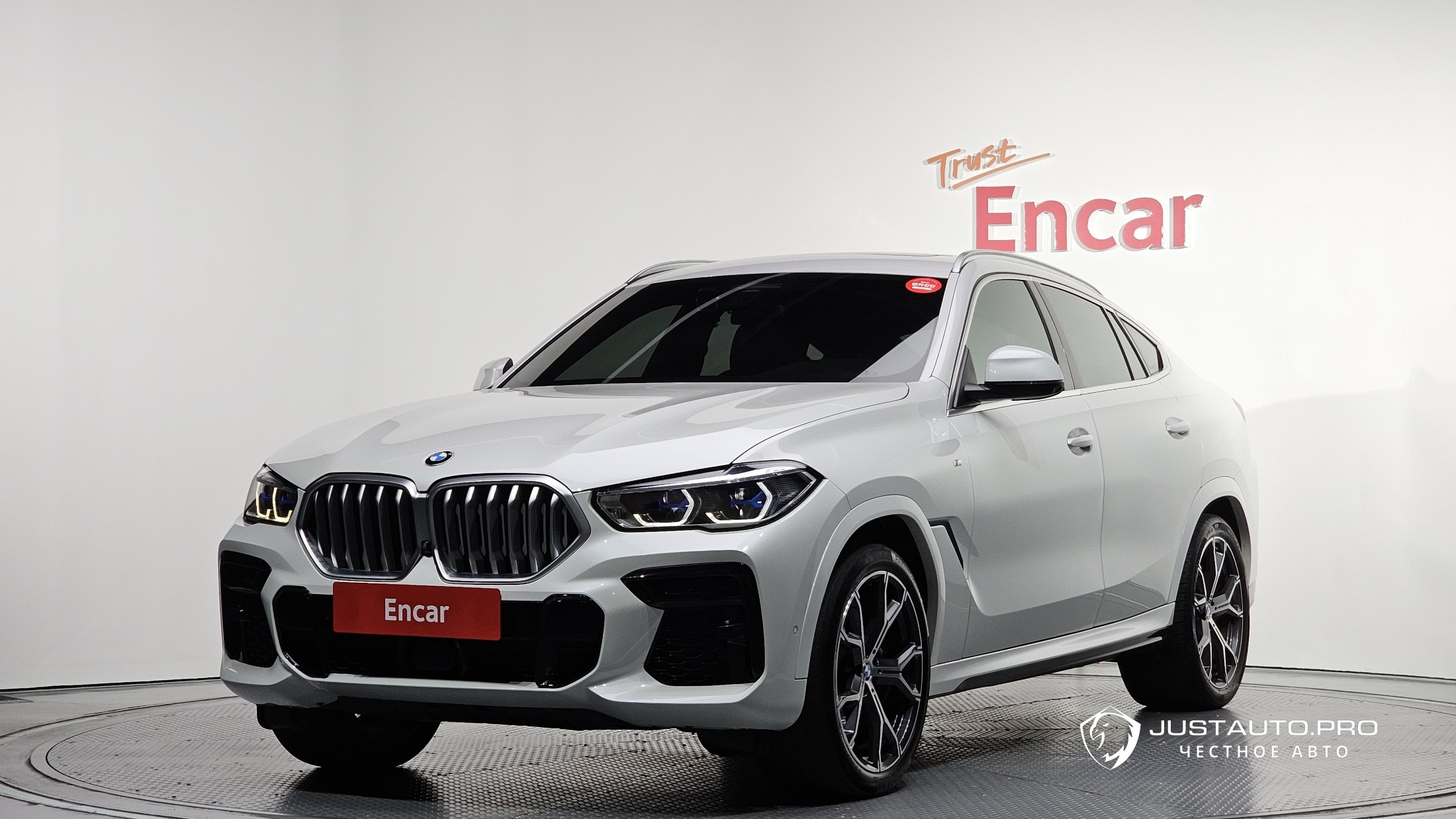 Автомобиль BMW X6