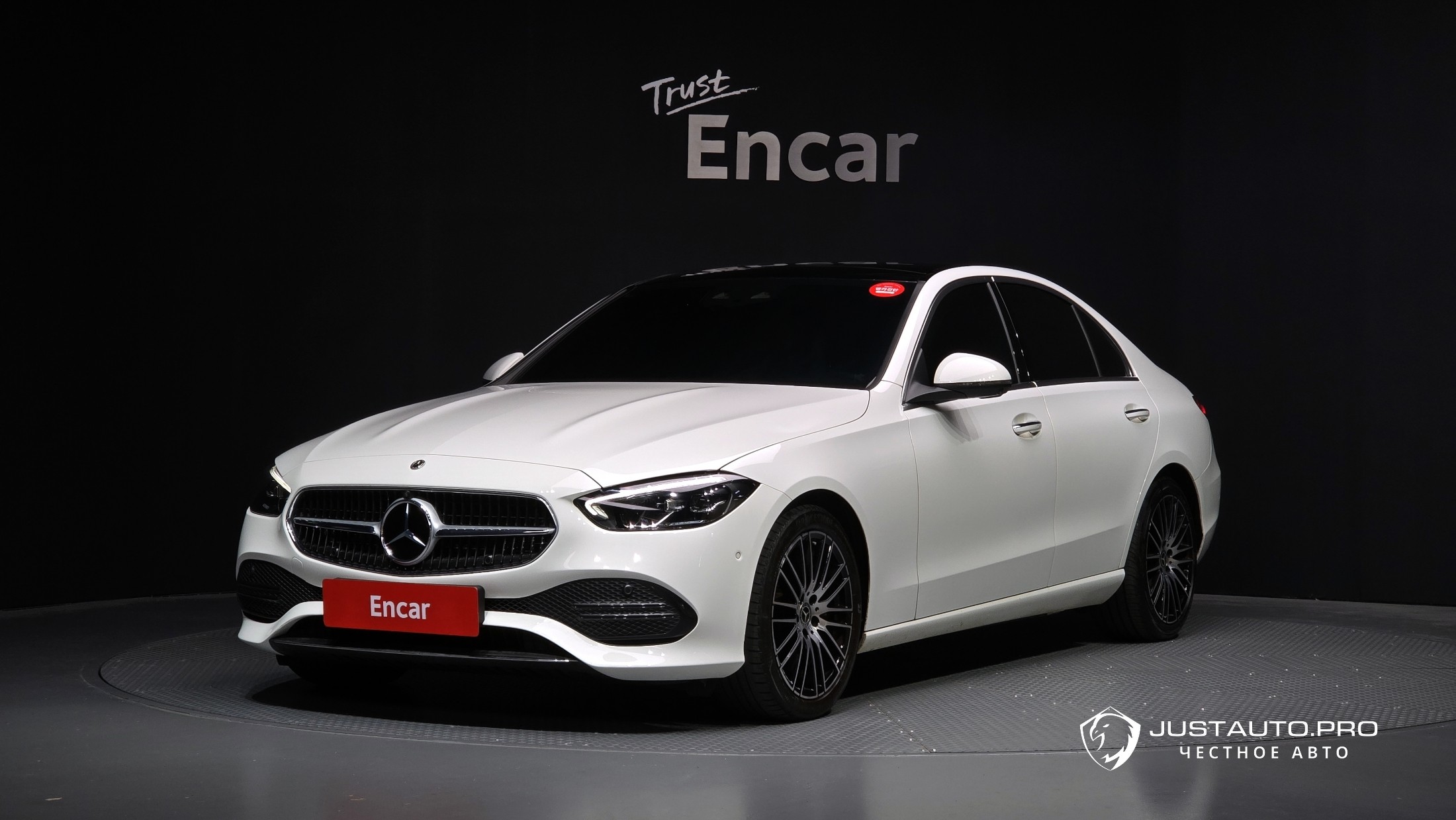 Автомобиль Mercedes-Benz C-Class