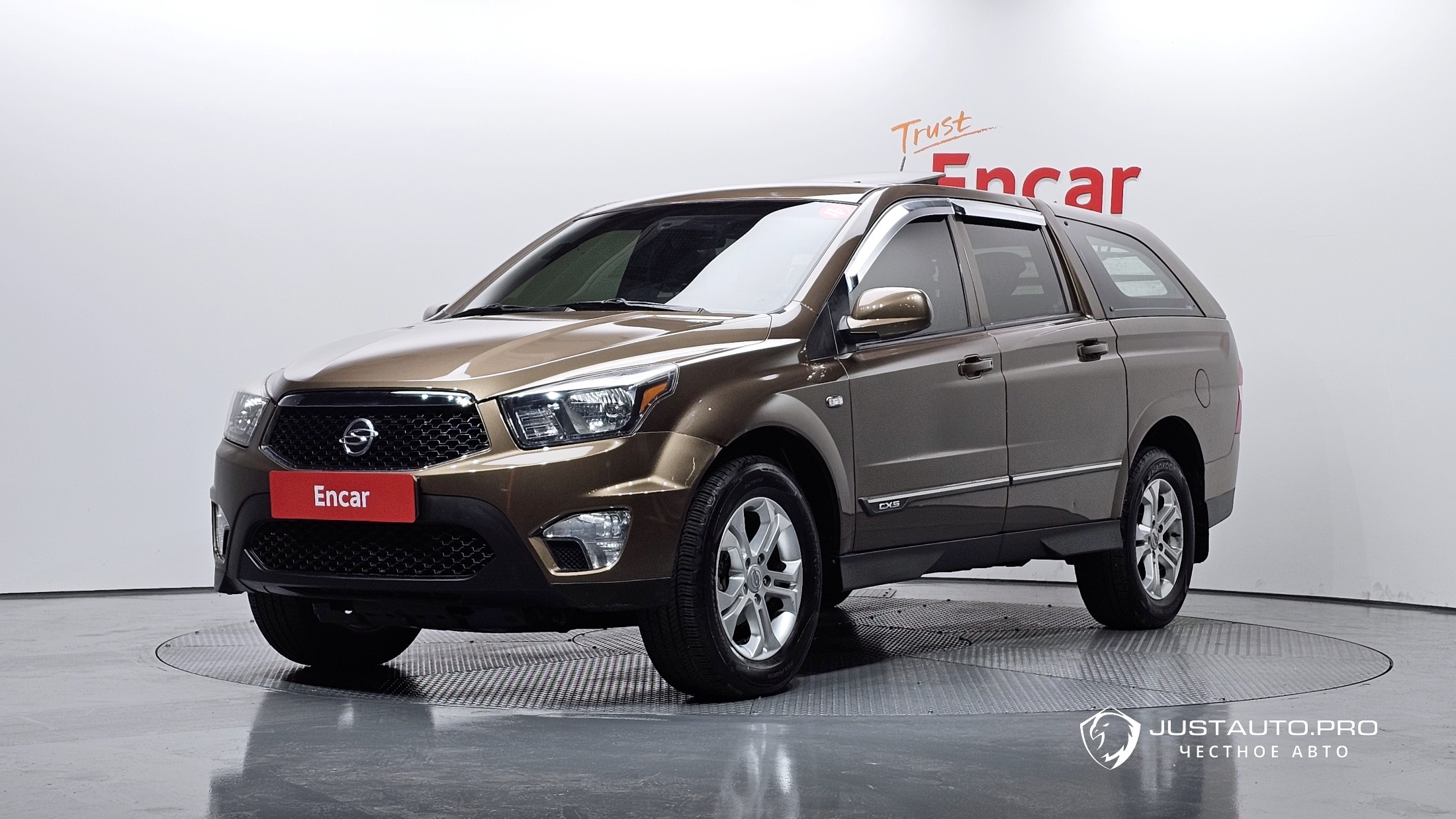 Автомобиль KG_Mobility_Ssangyong KORANDO