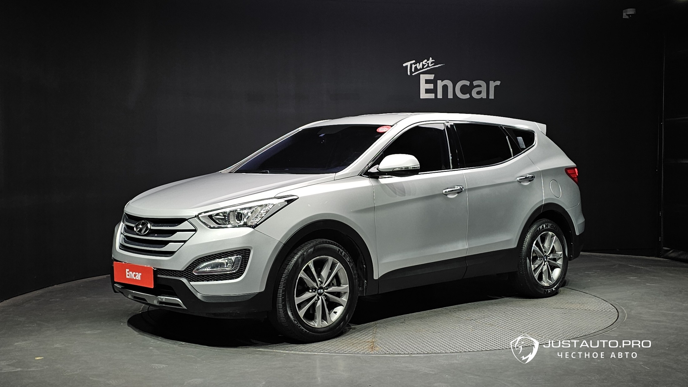 Автомобиль Hyundai Santafe
