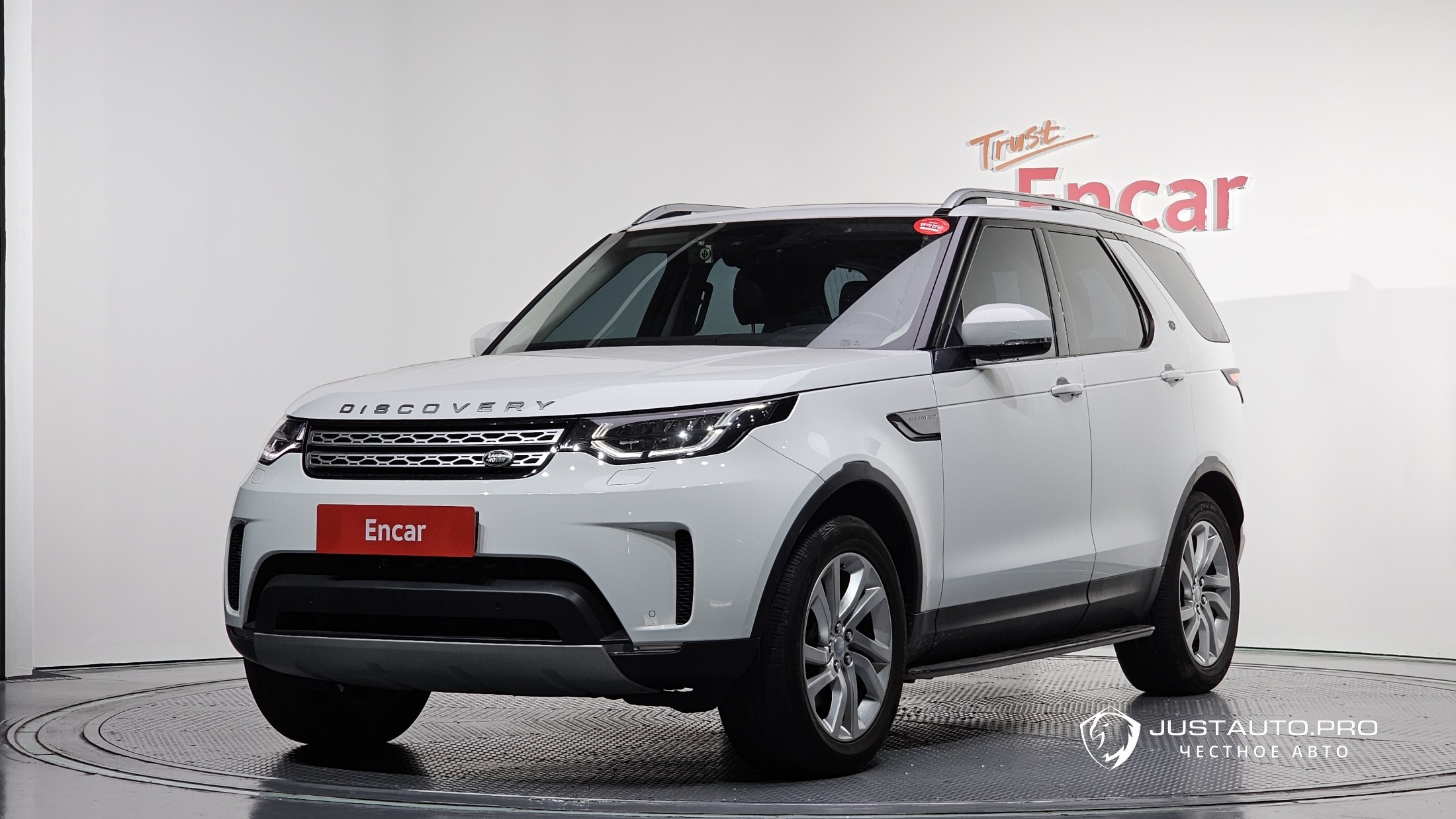 Автомобиль Land Rover Discovery