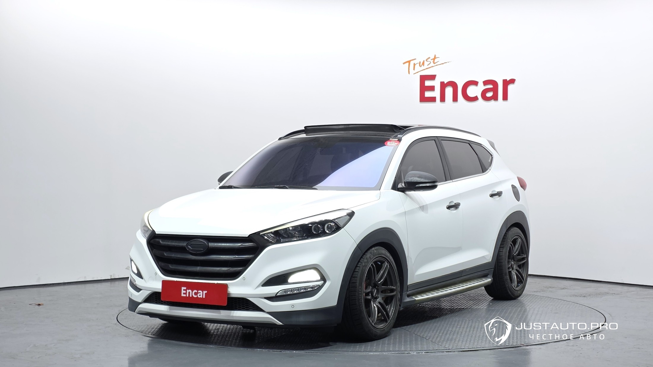 Автомобиль Hyundai Tucson