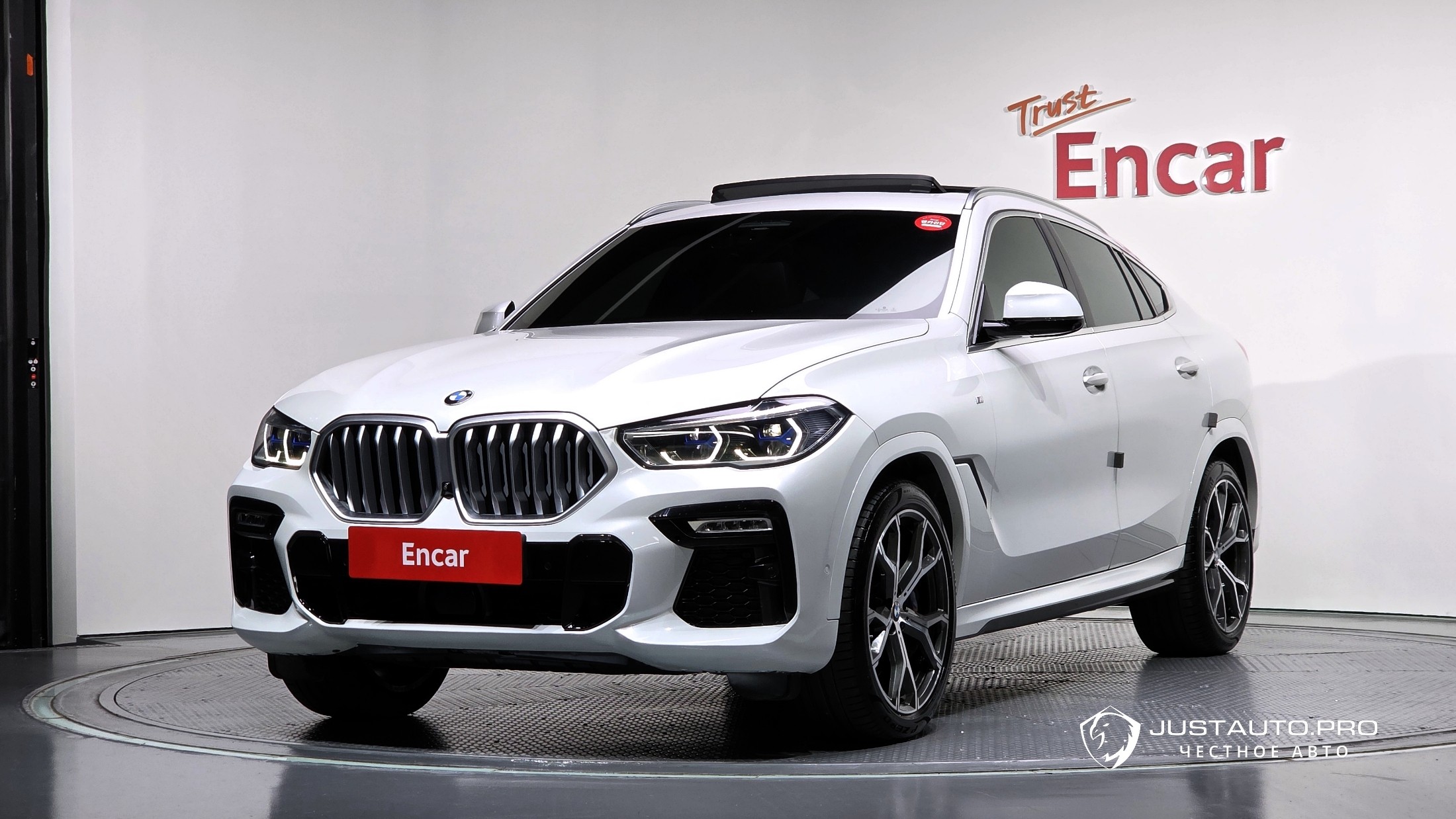 Автомобиль BMW X6