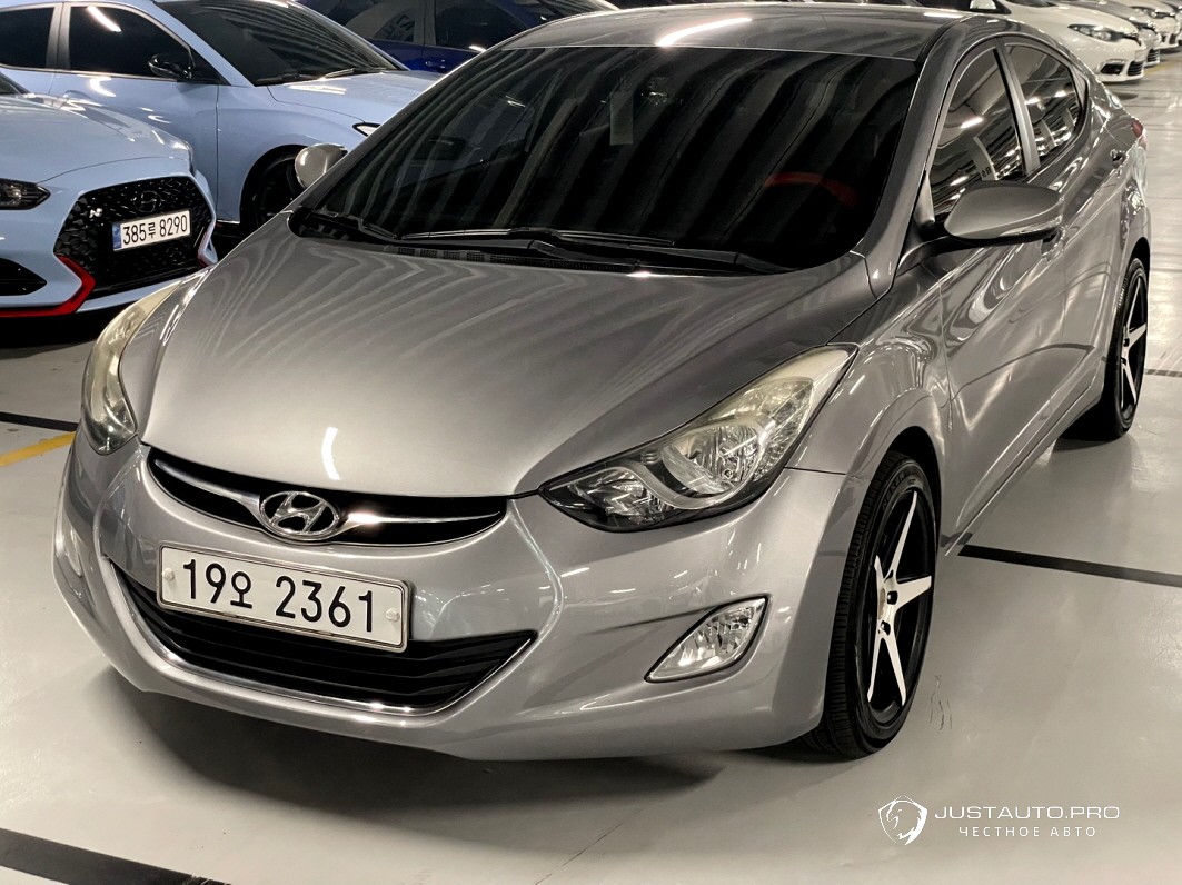 Автомобиль Hyundai AVANTE