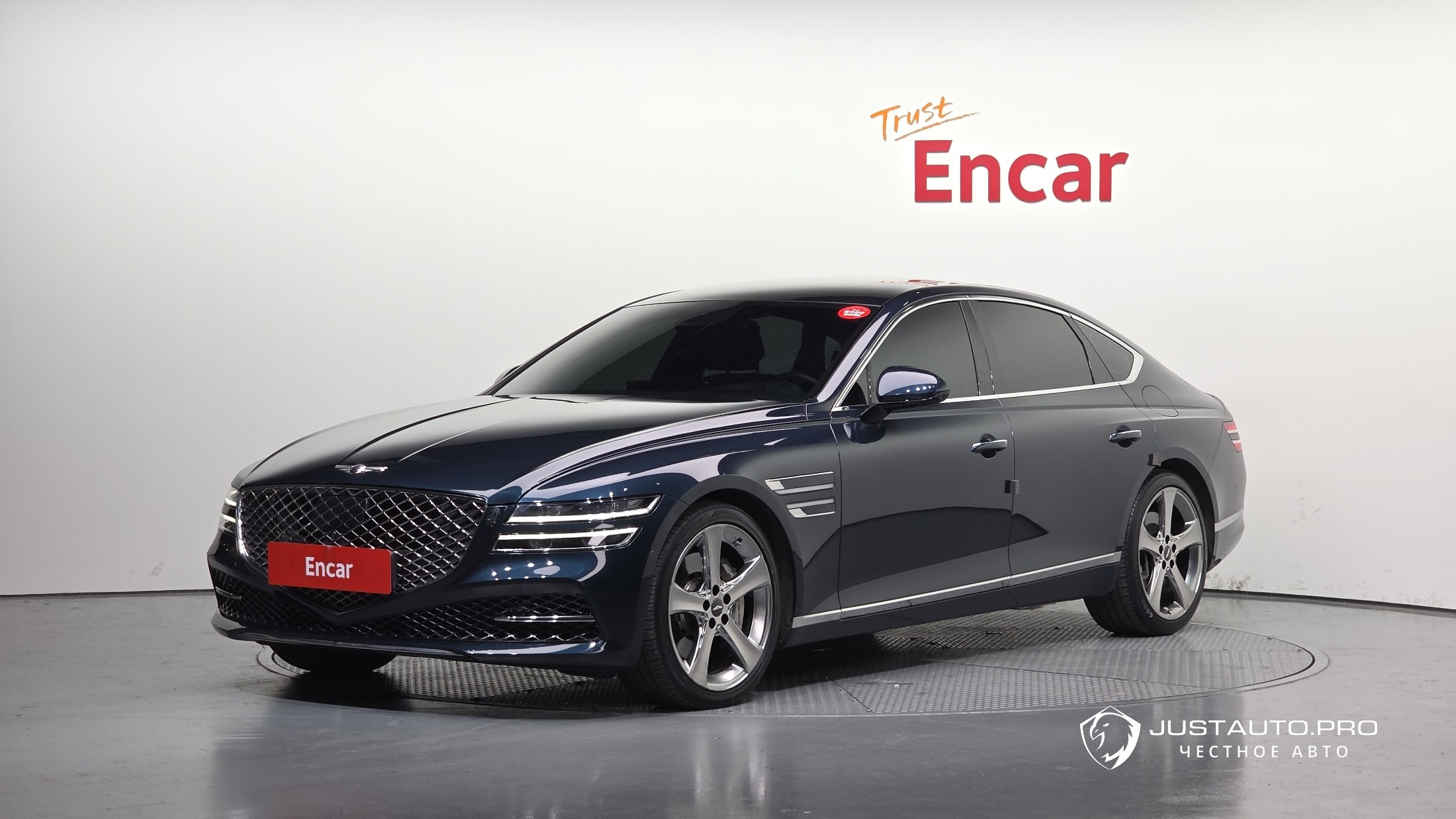 Автомобиль Genesis G80