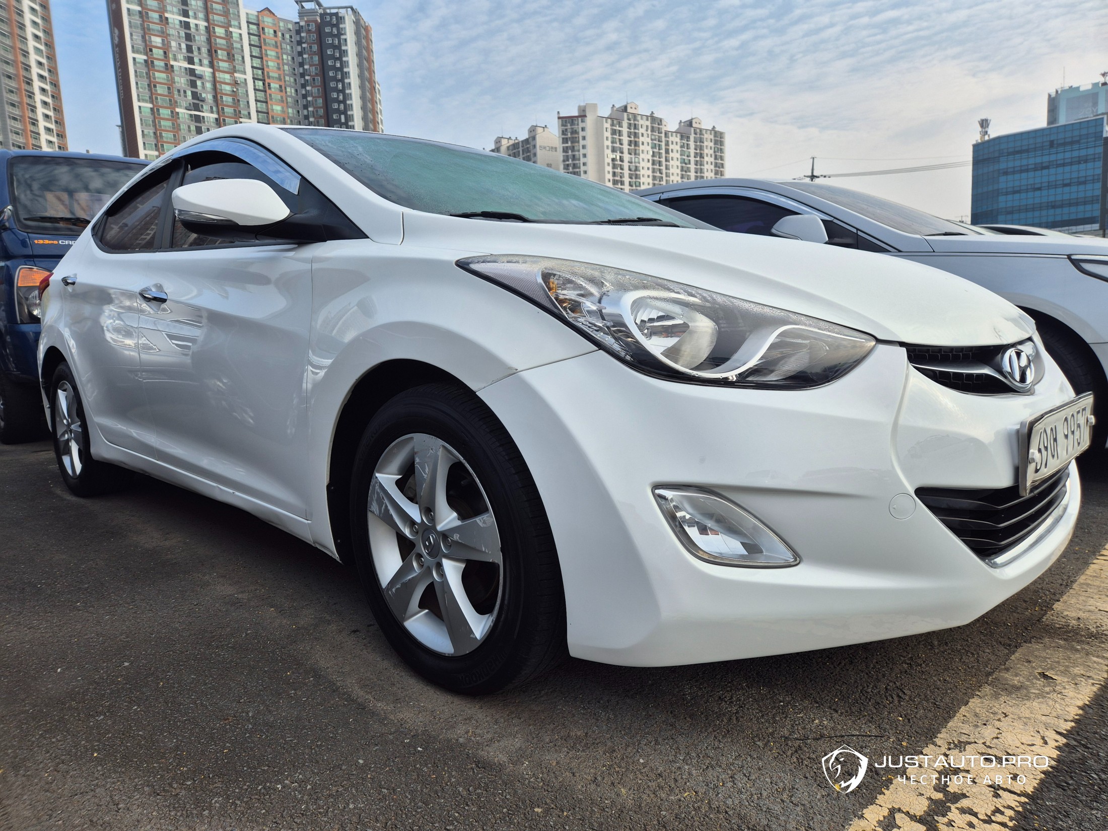 Автомобиль Hyundai AVANTE